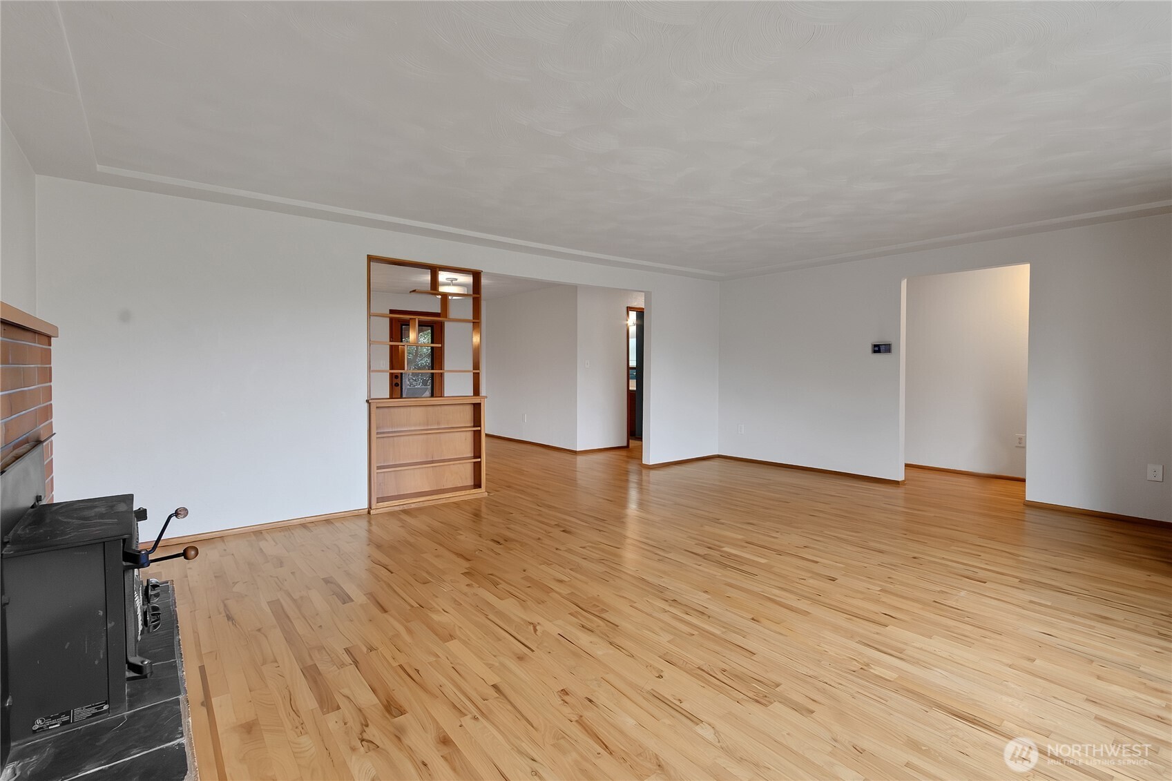 12019 Bingham Avenue Property Photo 6