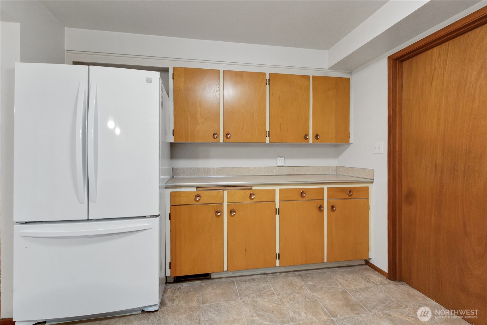 12019 Bingham Avenue Property Photo 11