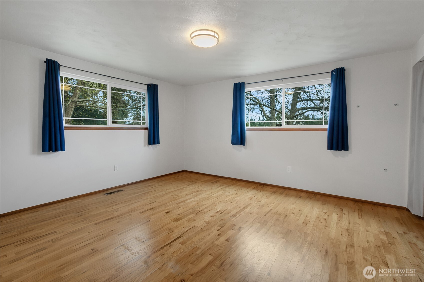 12019 Bingham Avenue Property Photo 23