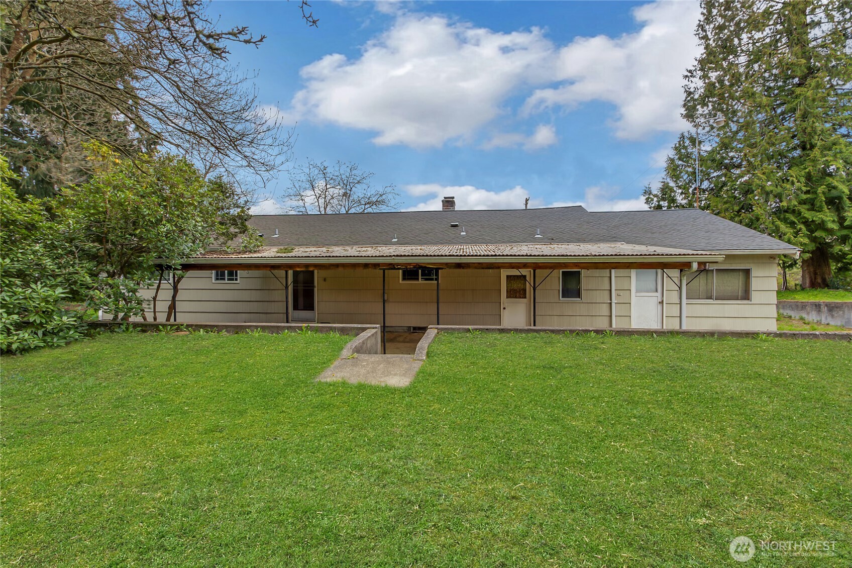 12019 Bingham Avenue Property Photo 36