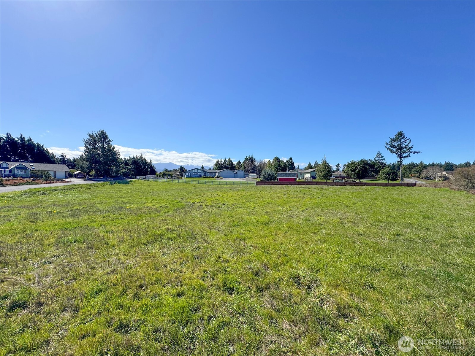 0 Nka Sundial Loop Property Photo 24