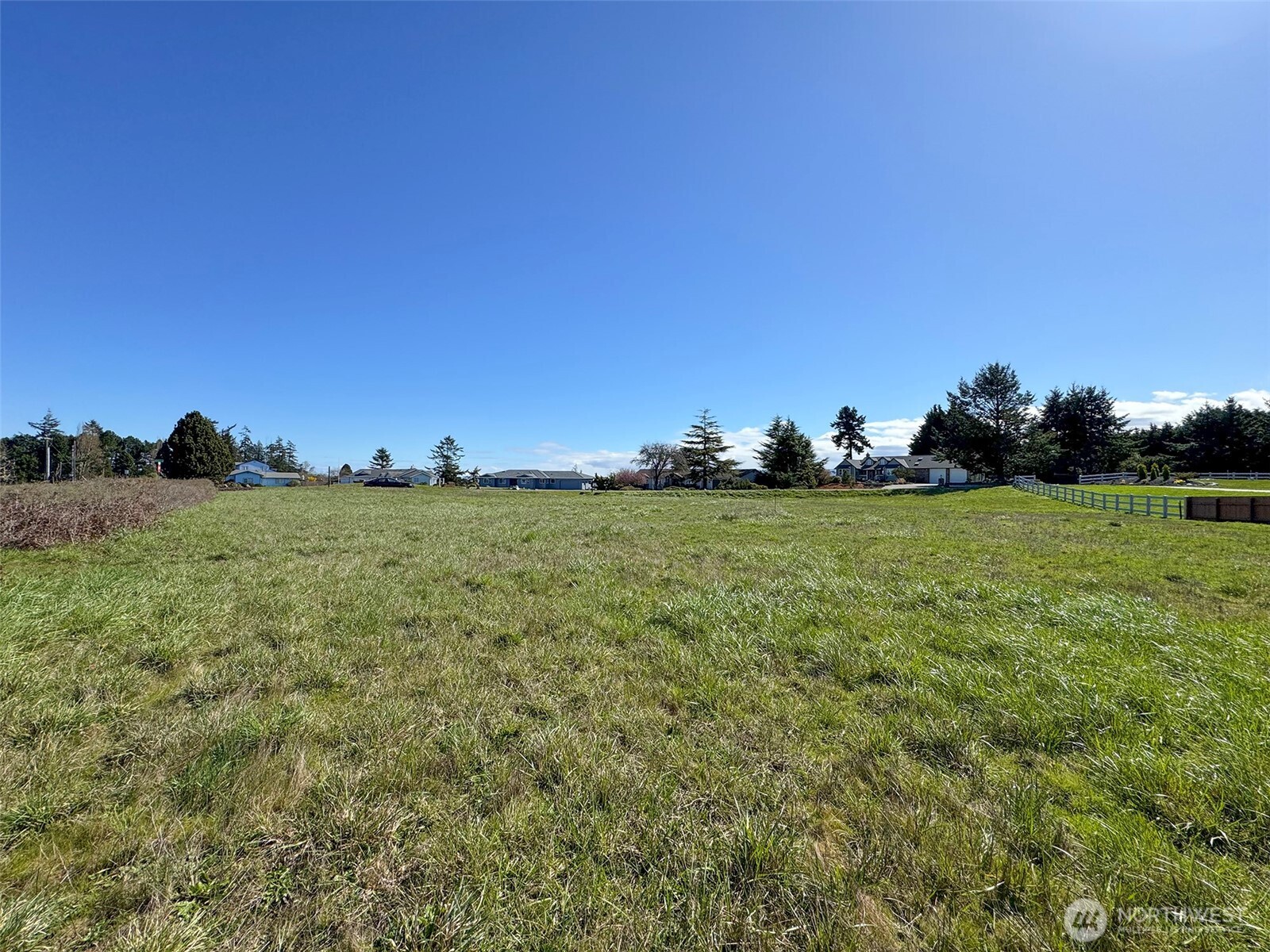 0 Nka Sundial Loop Property Photo 27