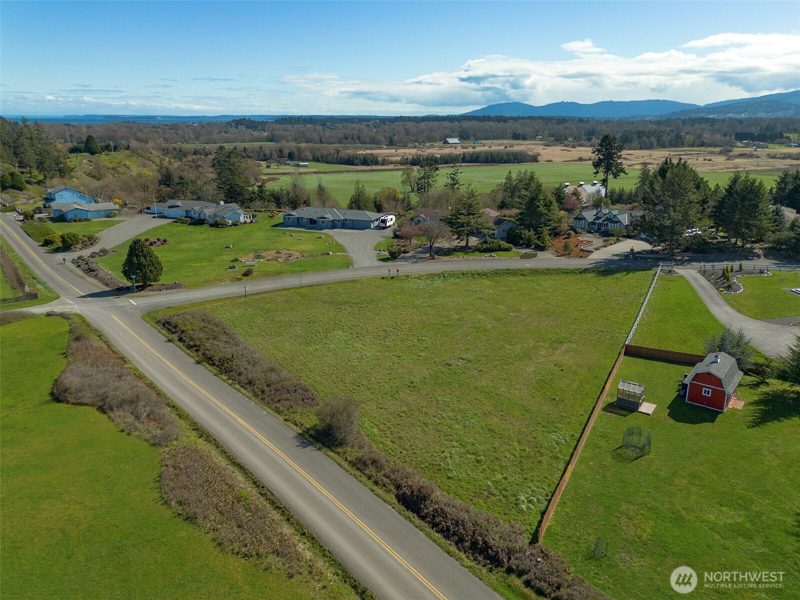 0 Nka Sundial Loop Property Photo 28