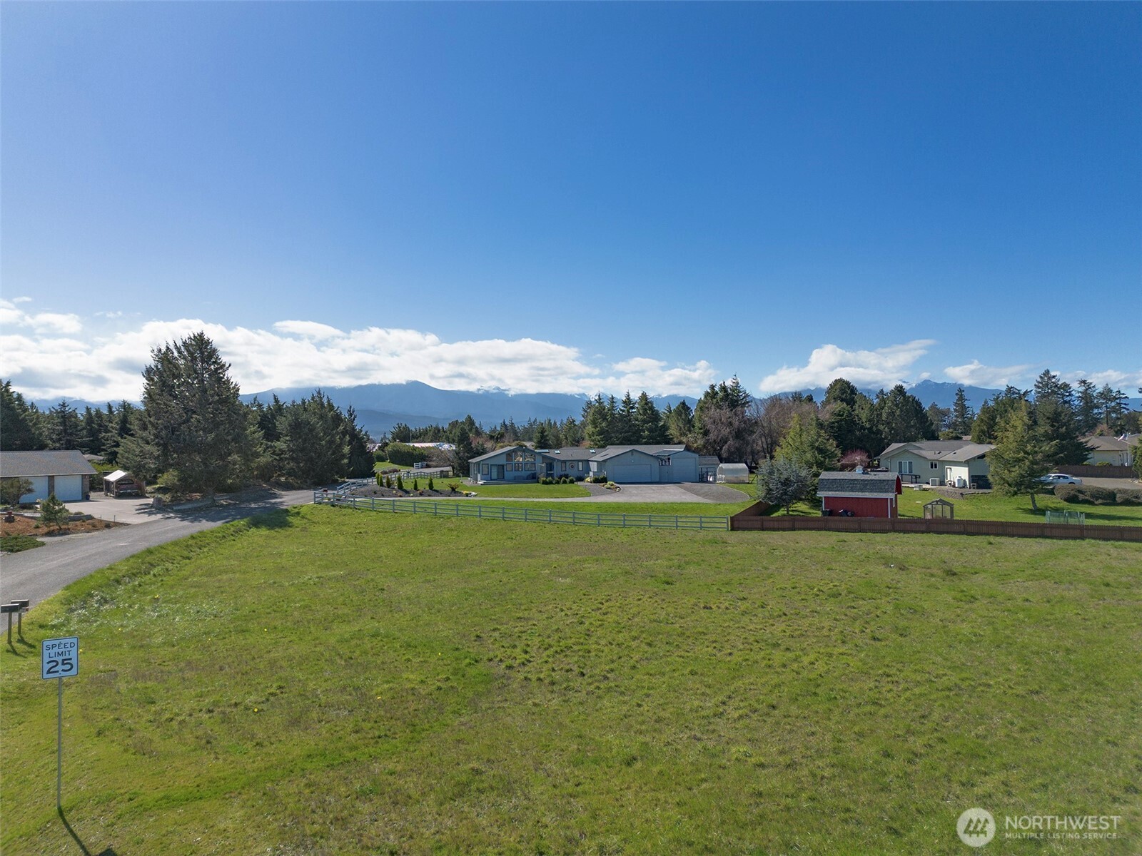 0 Nka Sundial Loop Property Photo 33