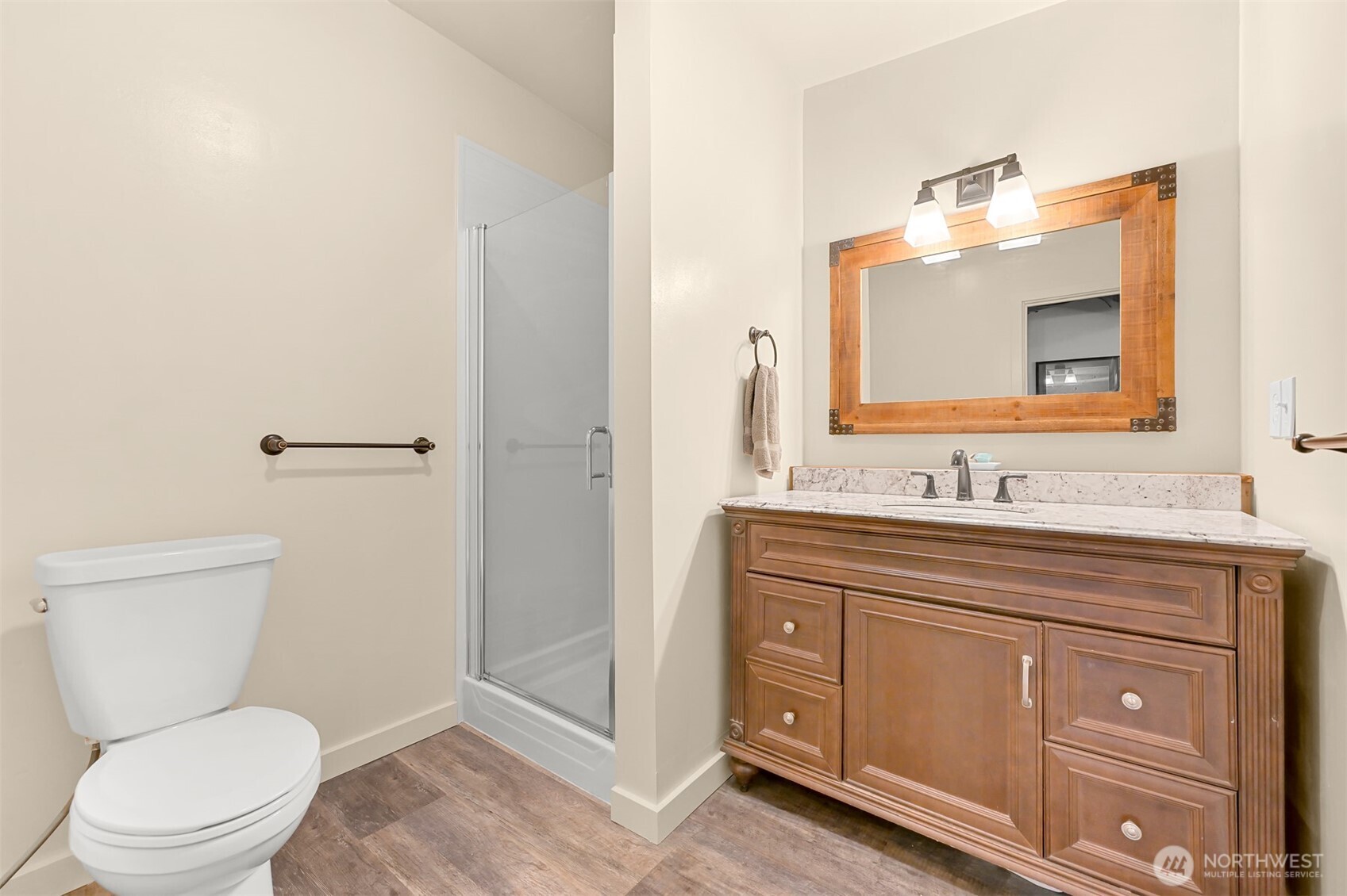 6070 Saxon Road Property Photo 23
