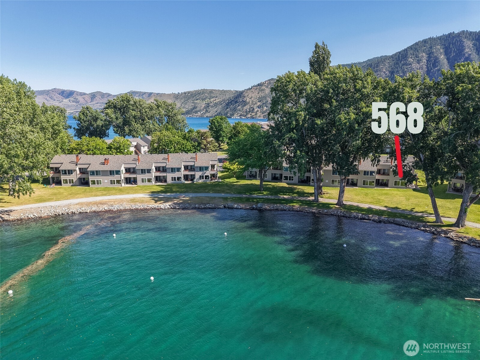 1 Beach 568-c Property Photo 3
