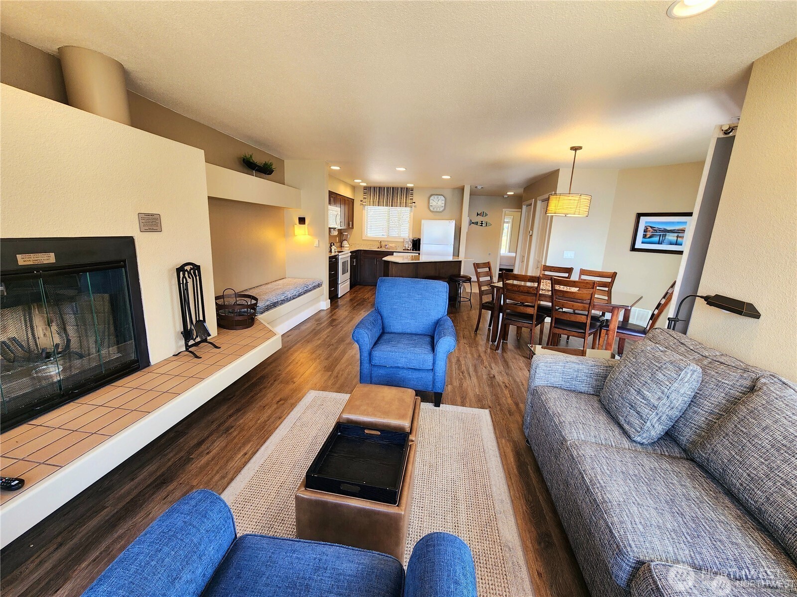 1 Beach 568-c Property Photo 7