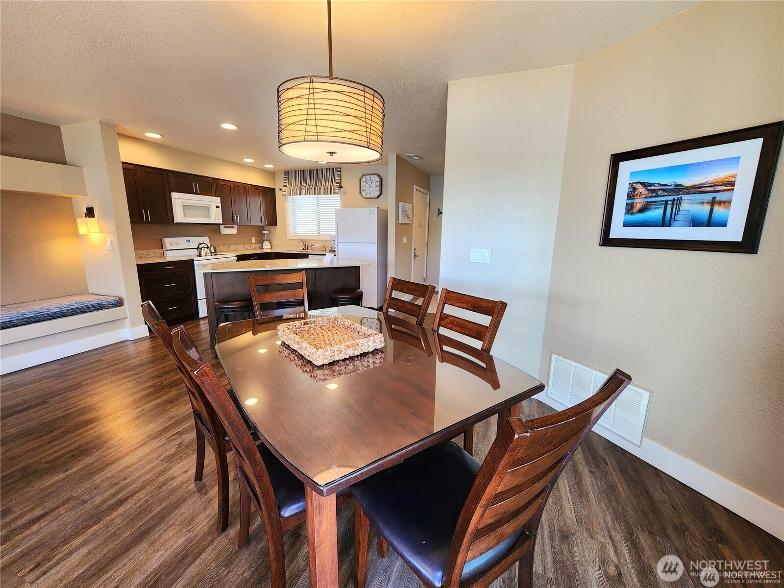 1 Beach 568-c Property Photo 10