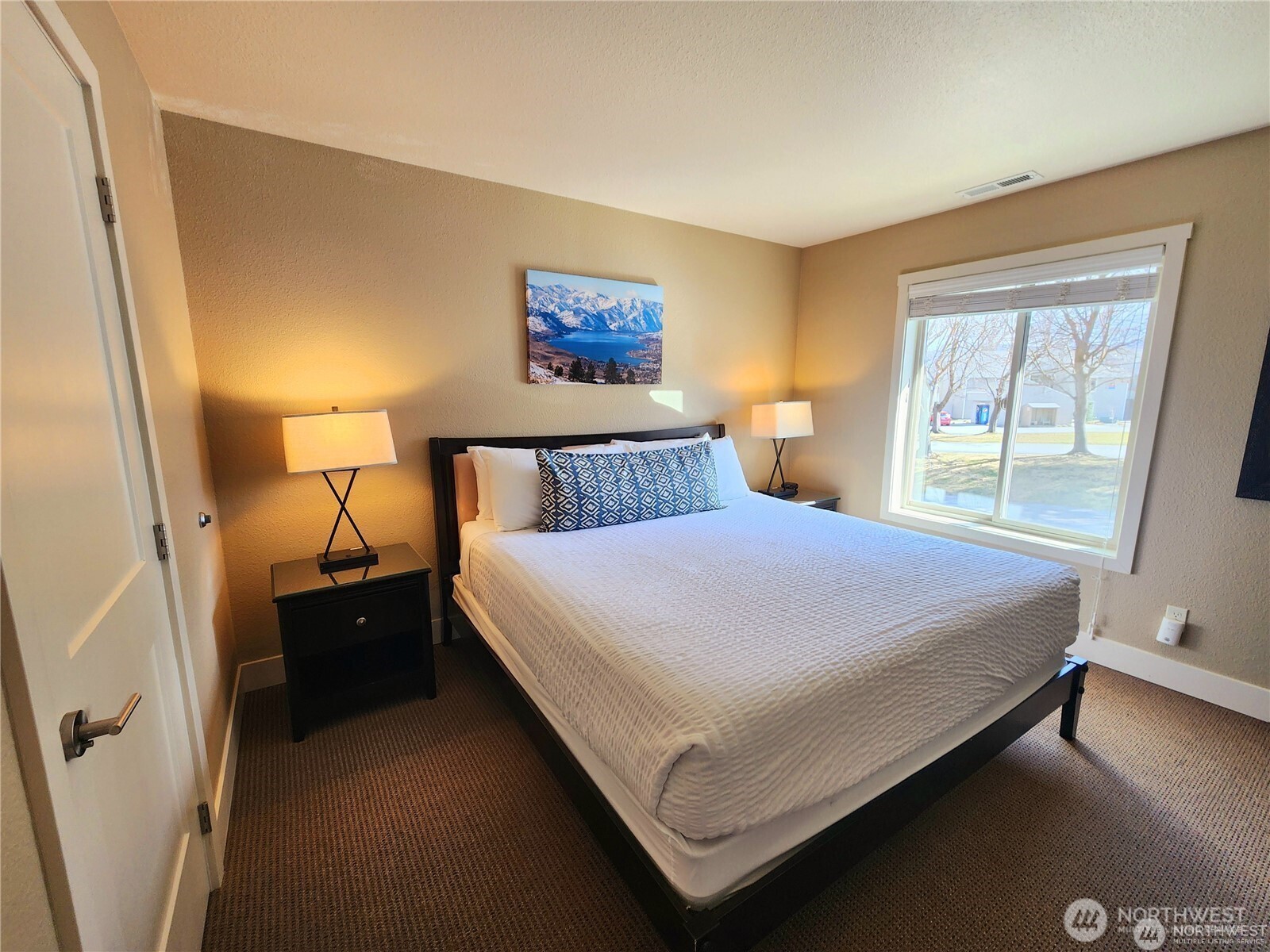 1 Beach 568-c Property Photo 11