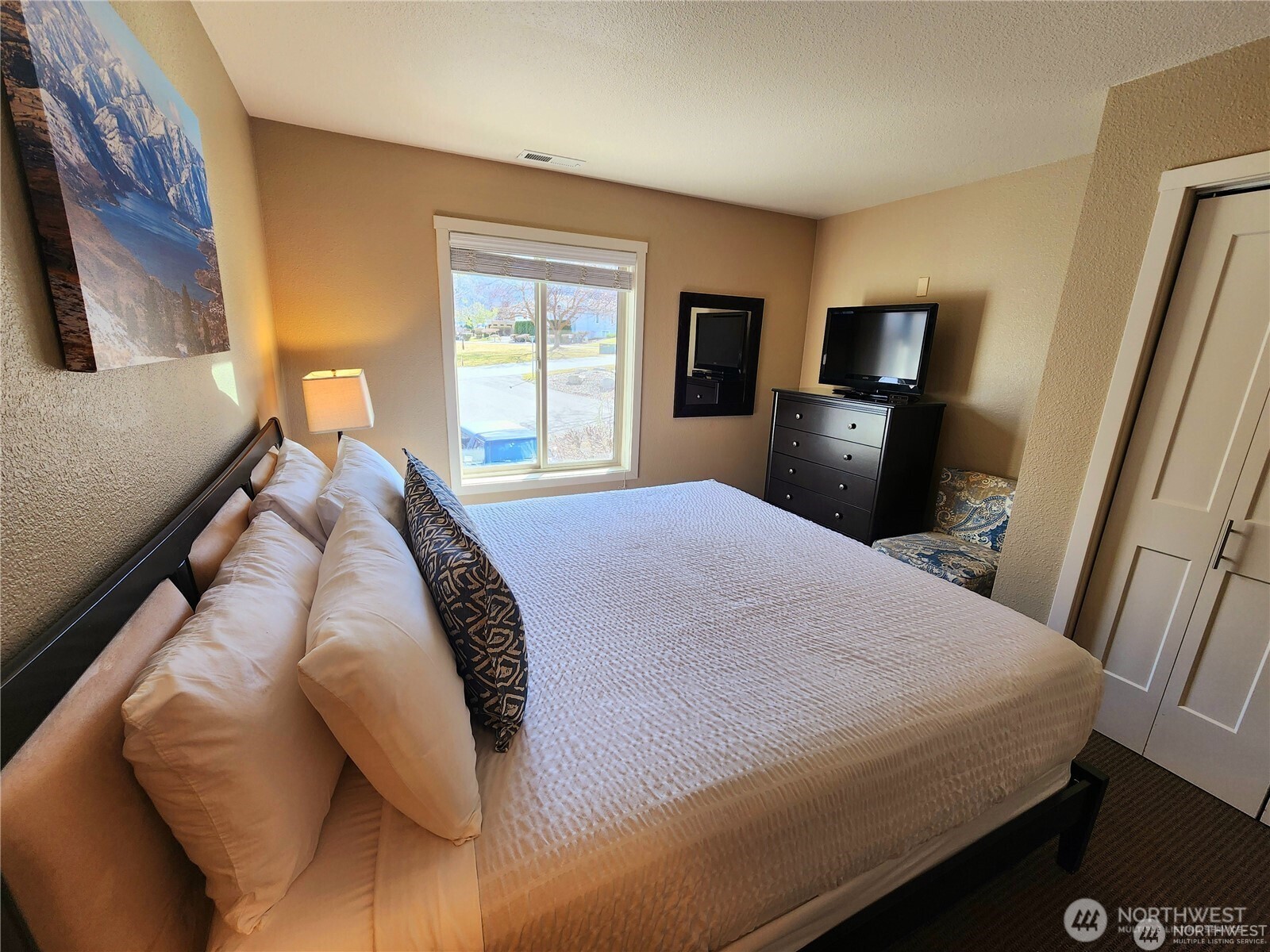 1 Beach 568-c Property Photo 12