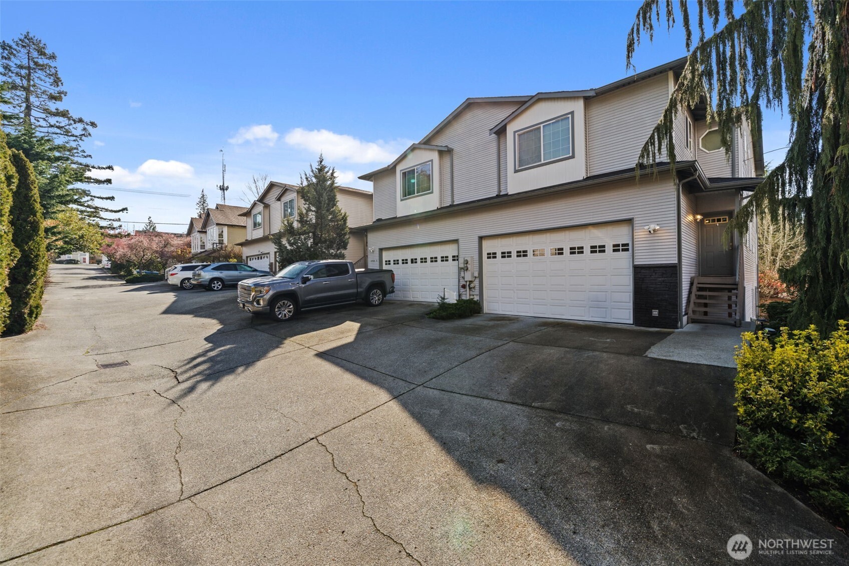 14926 40th Avenue 3 Property Photo 2
