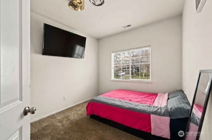 12902 81st Avenue Ct Property Photo 4