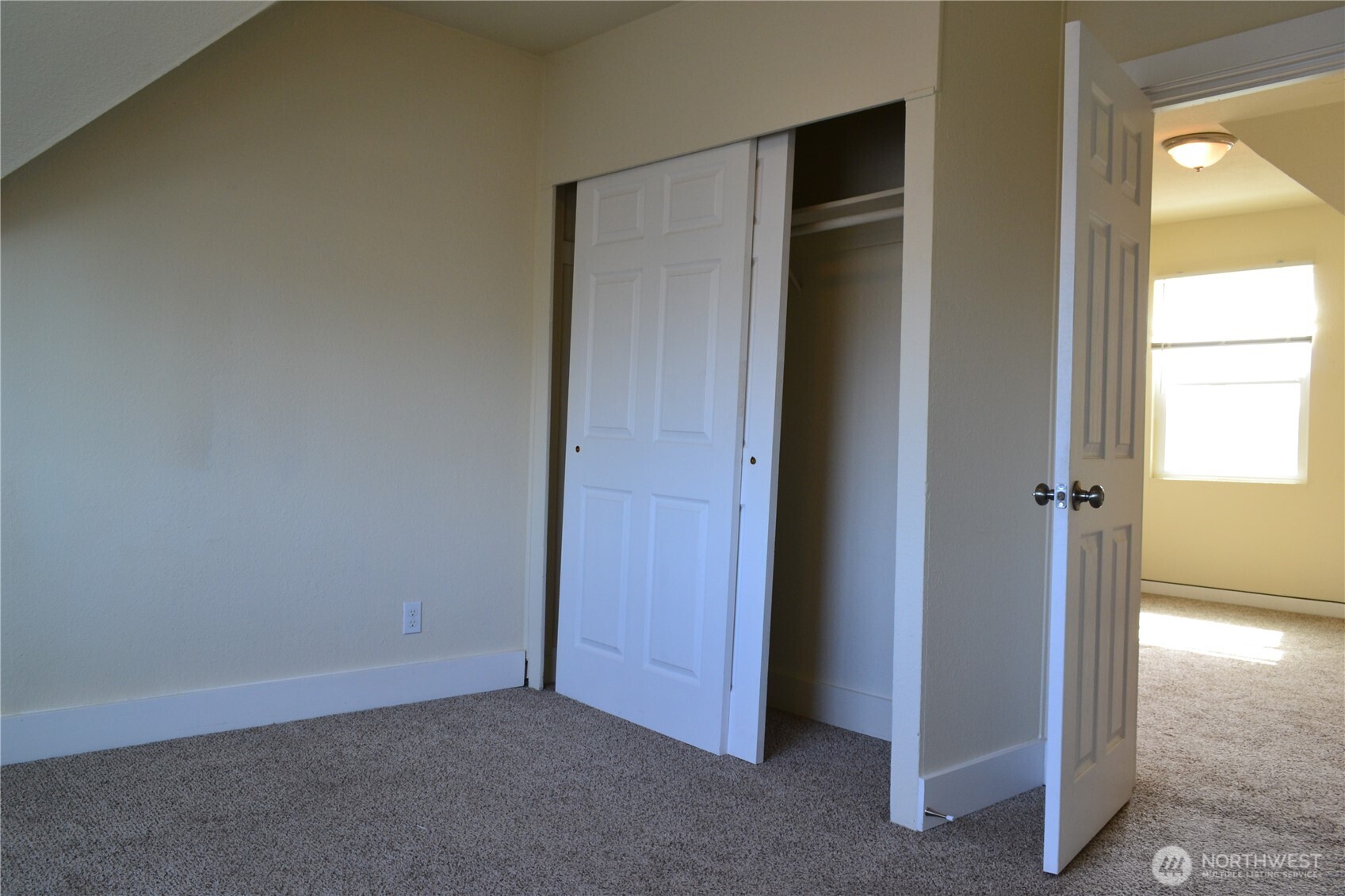3303 S 64th Street Property Photo 9