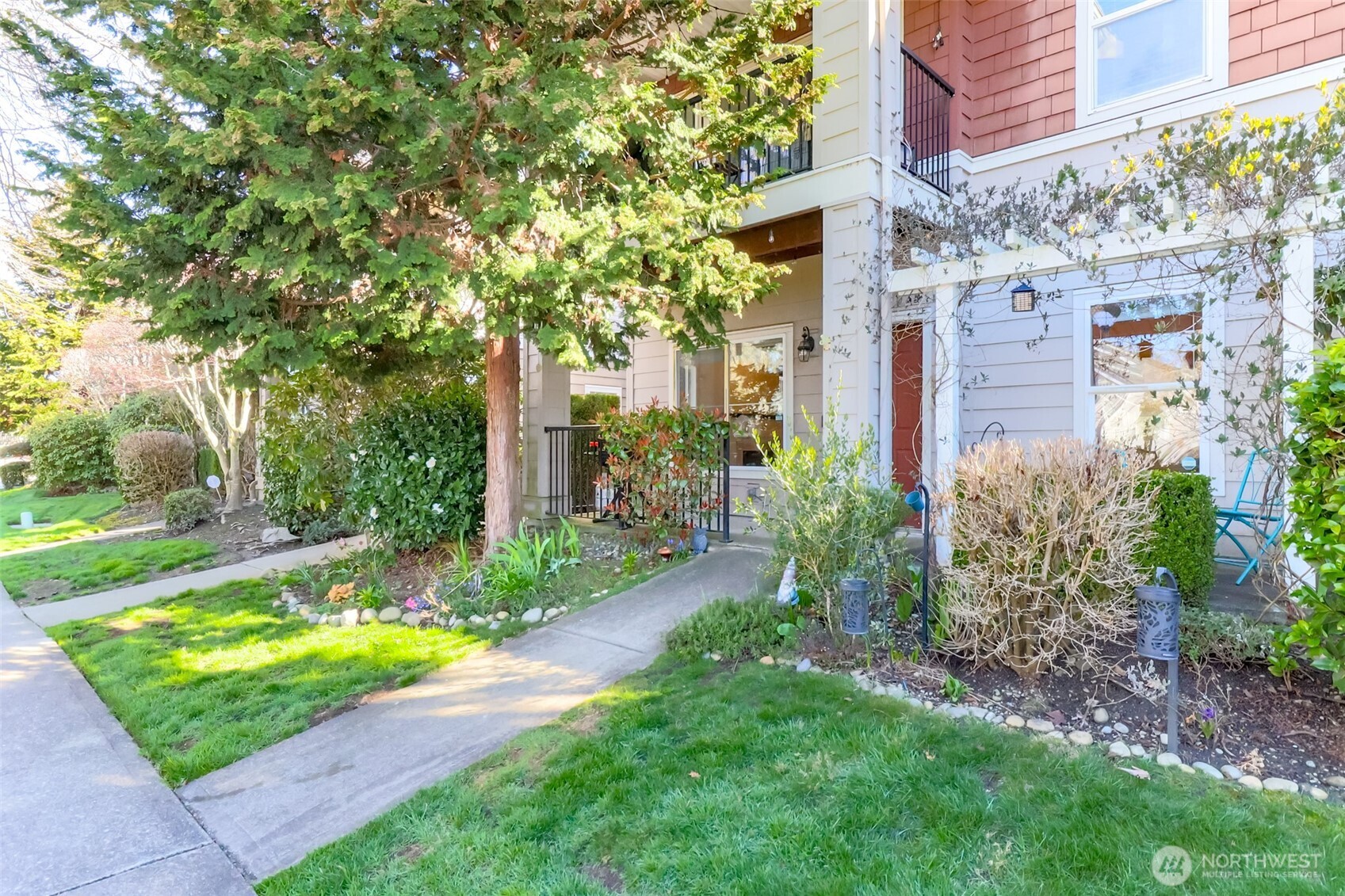2166 Palisade Boulevard A-4 Property Photo 1