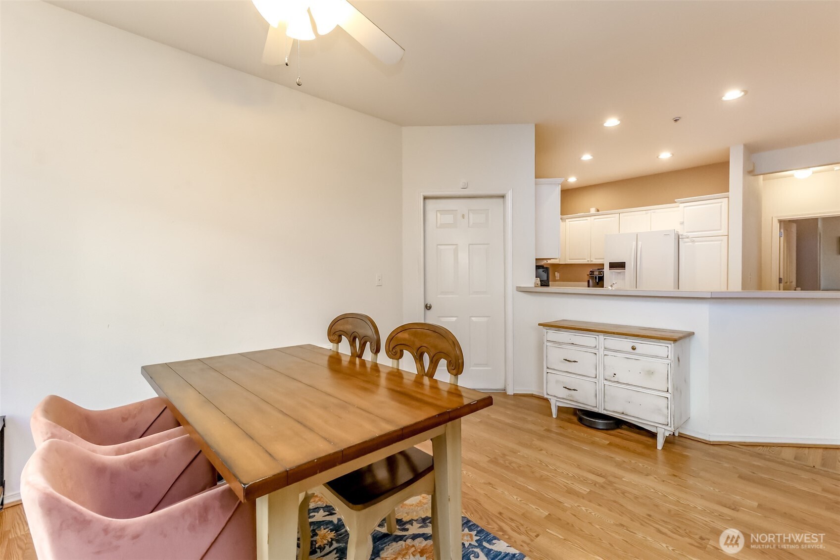 2166 Palisade Boulevard A-4 Property Photo 8
