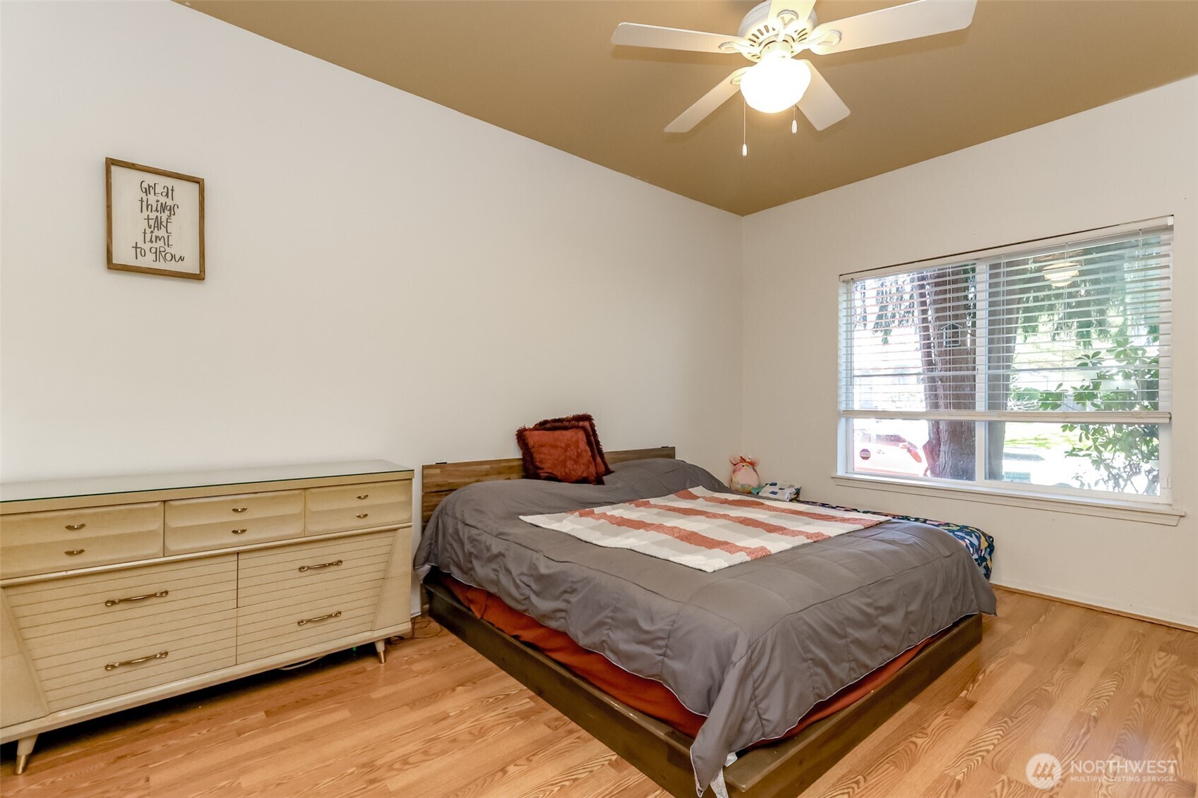 2166 Palisade Boulevard A-4 Property Photo 15