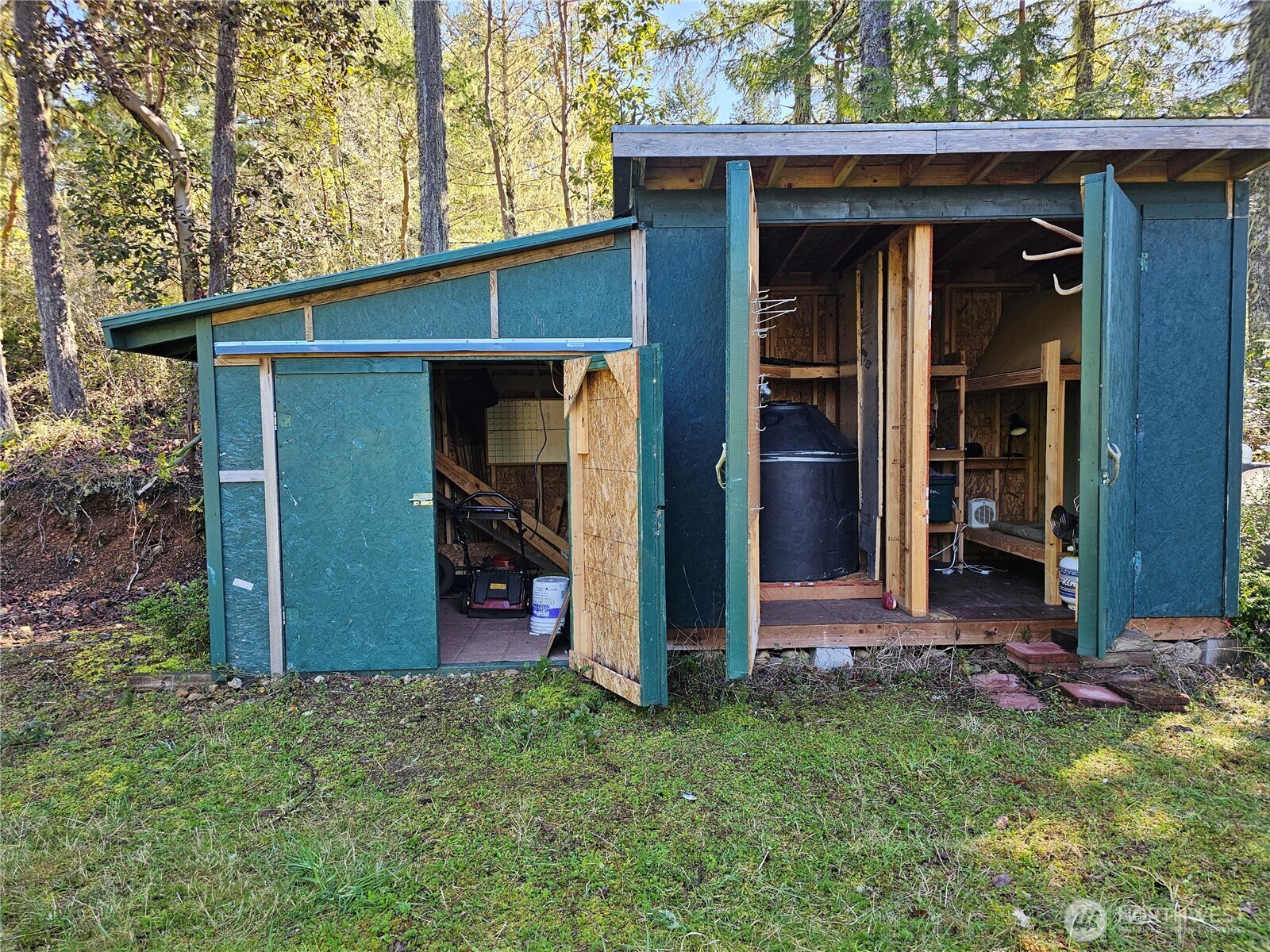 753 Jupiter Loop Property Photo 20