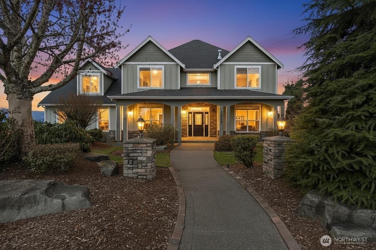 12137 Dream Street Property Photo 1