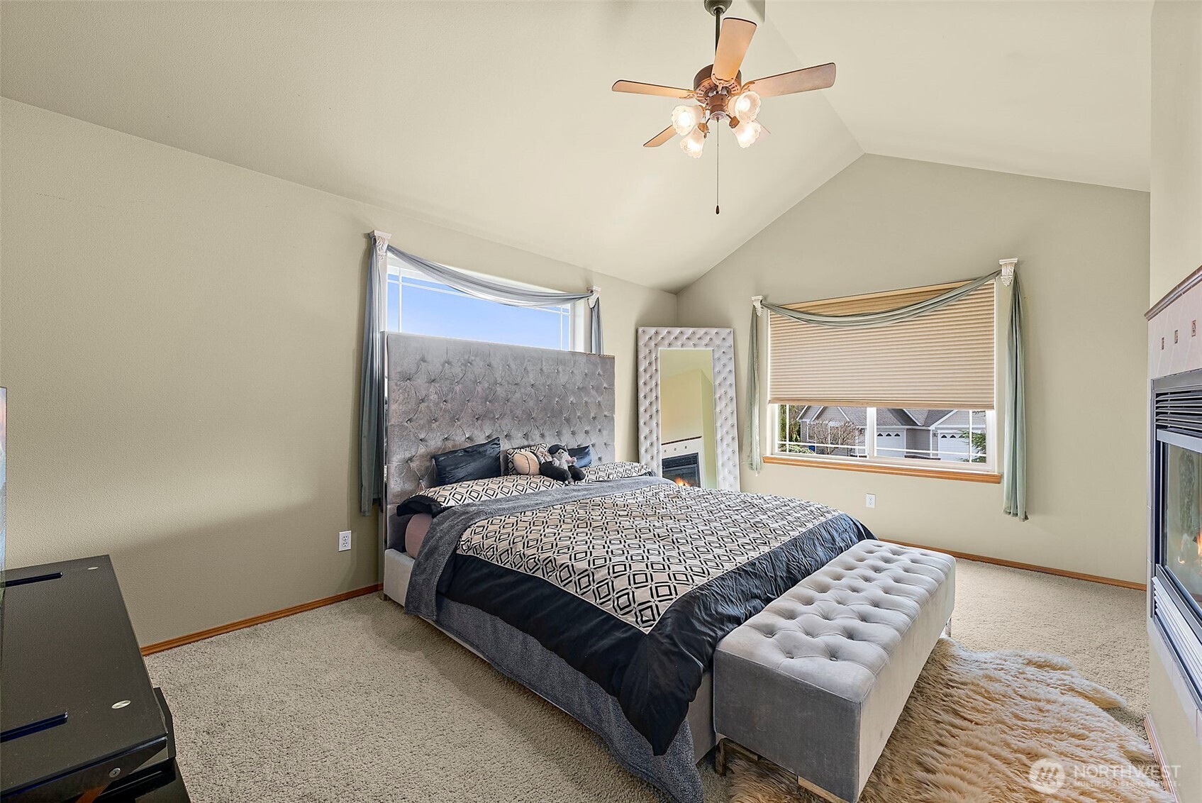 12137 Dream Street Property Photo 16