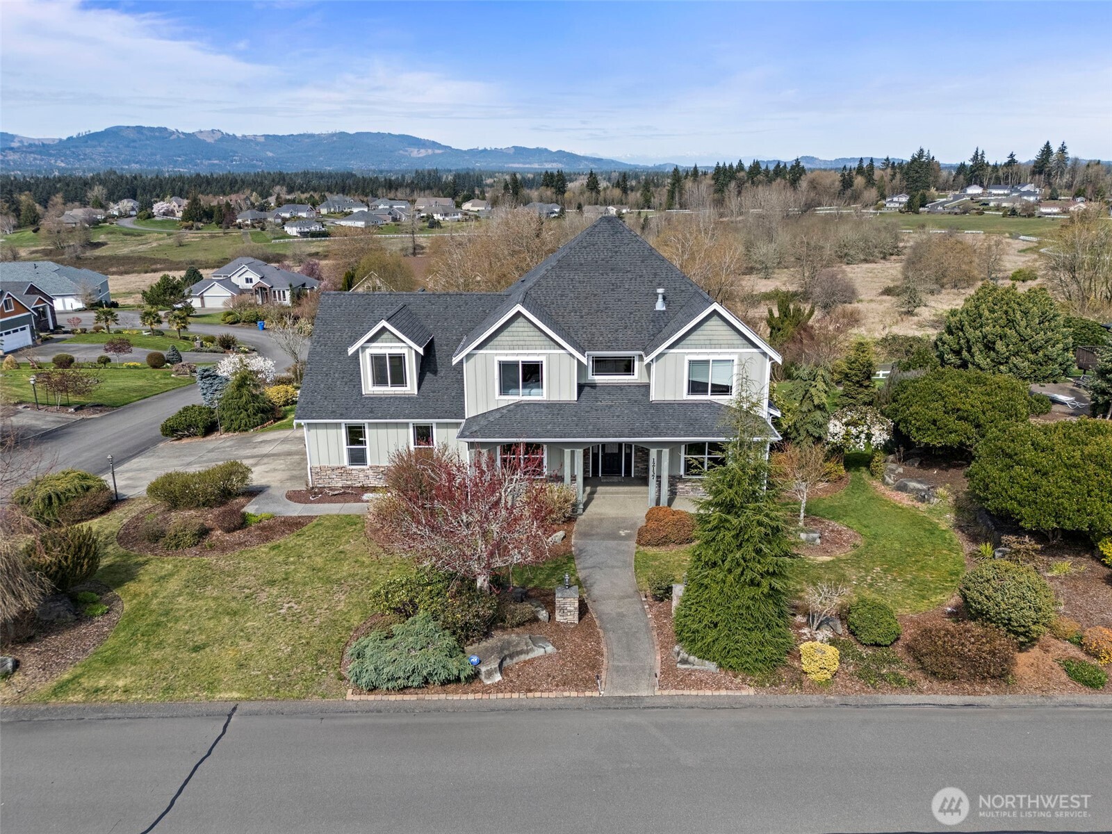 12137 Dream Street Property Photo 33