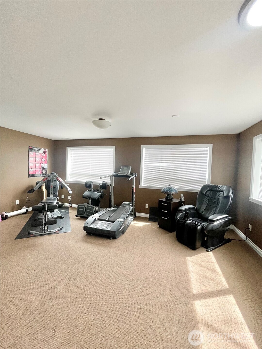 2549 N 4th Avenue Property Photo 10