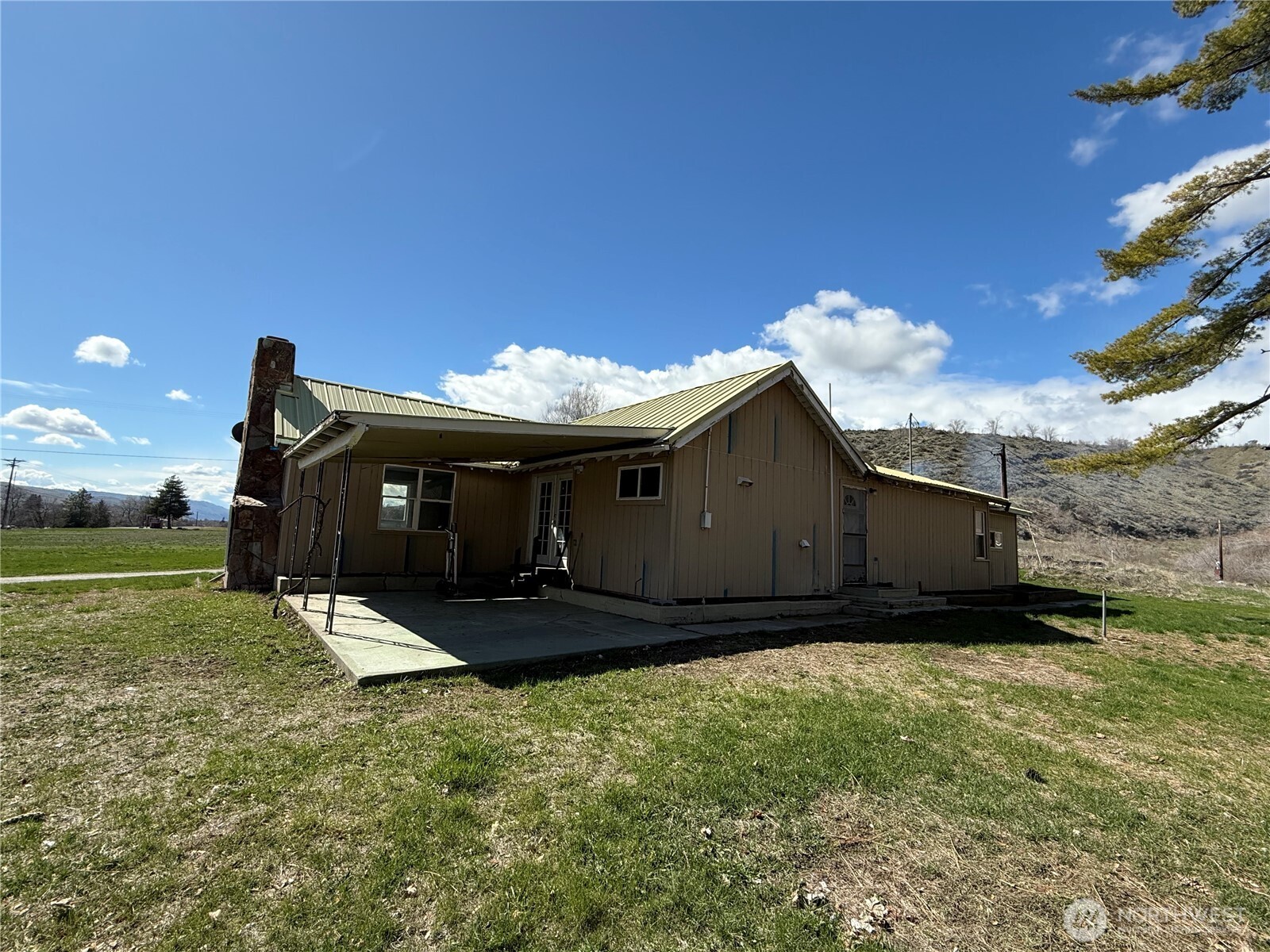 2549 N 4th Avenue Property Photo 15