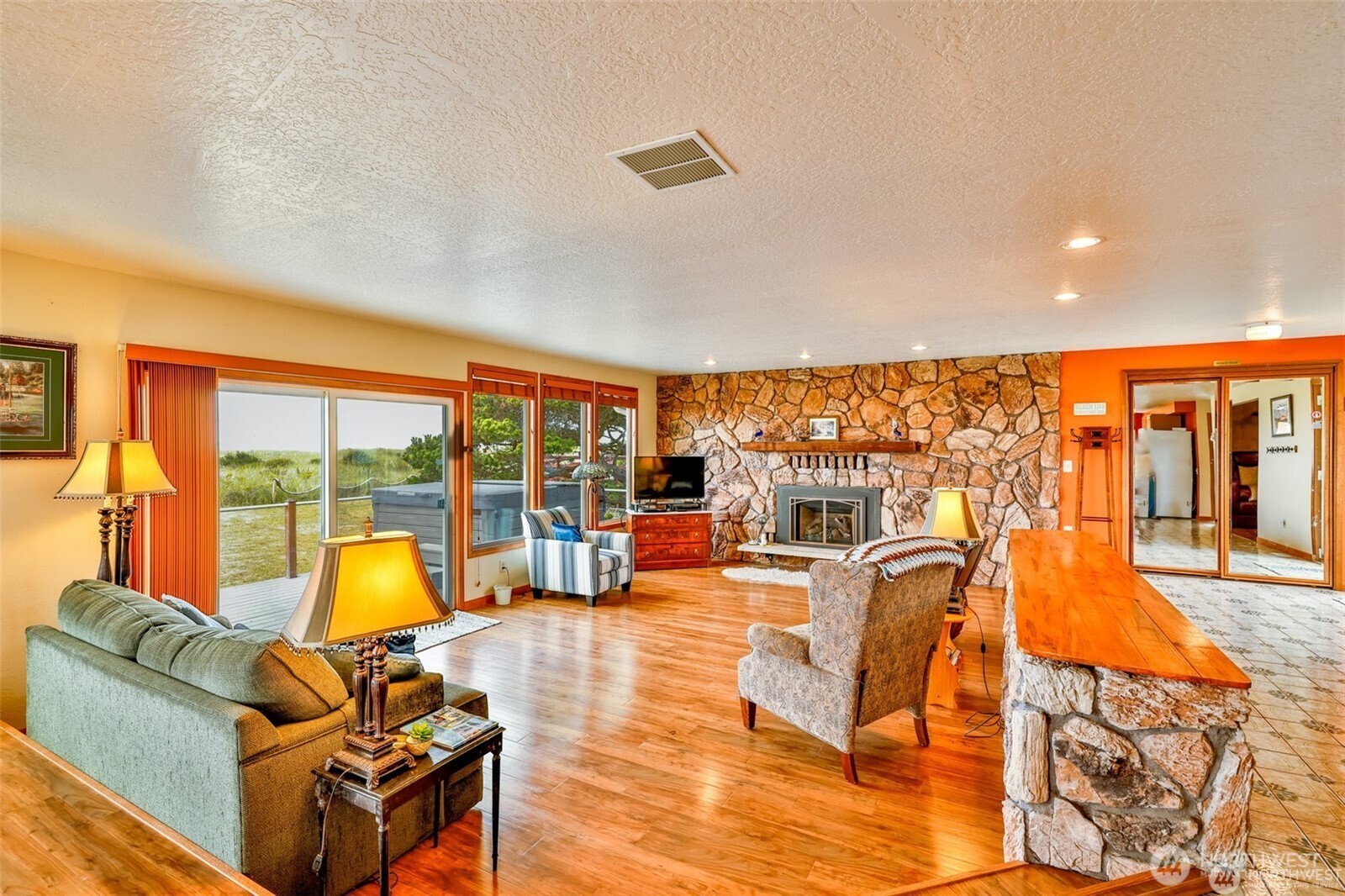 401 Wind Sand Lane Property Photo 10