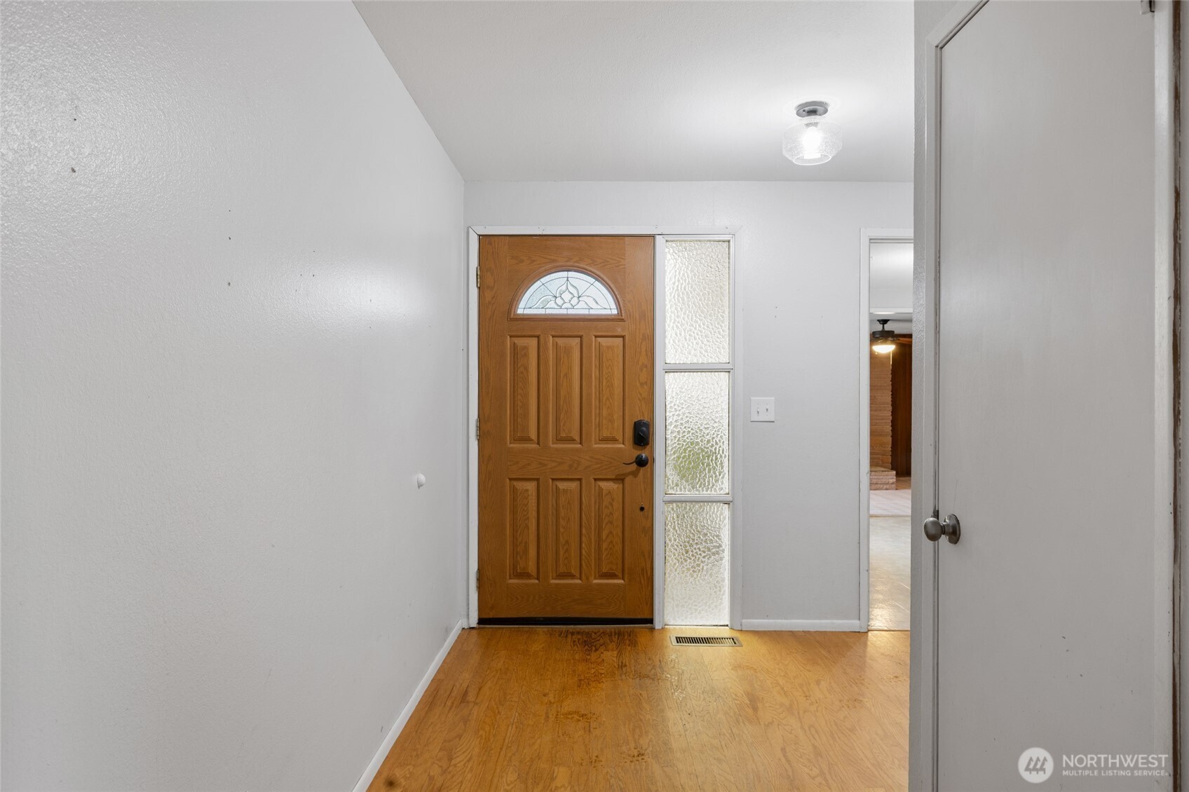 603 N Crestview Drive Property Photo 9