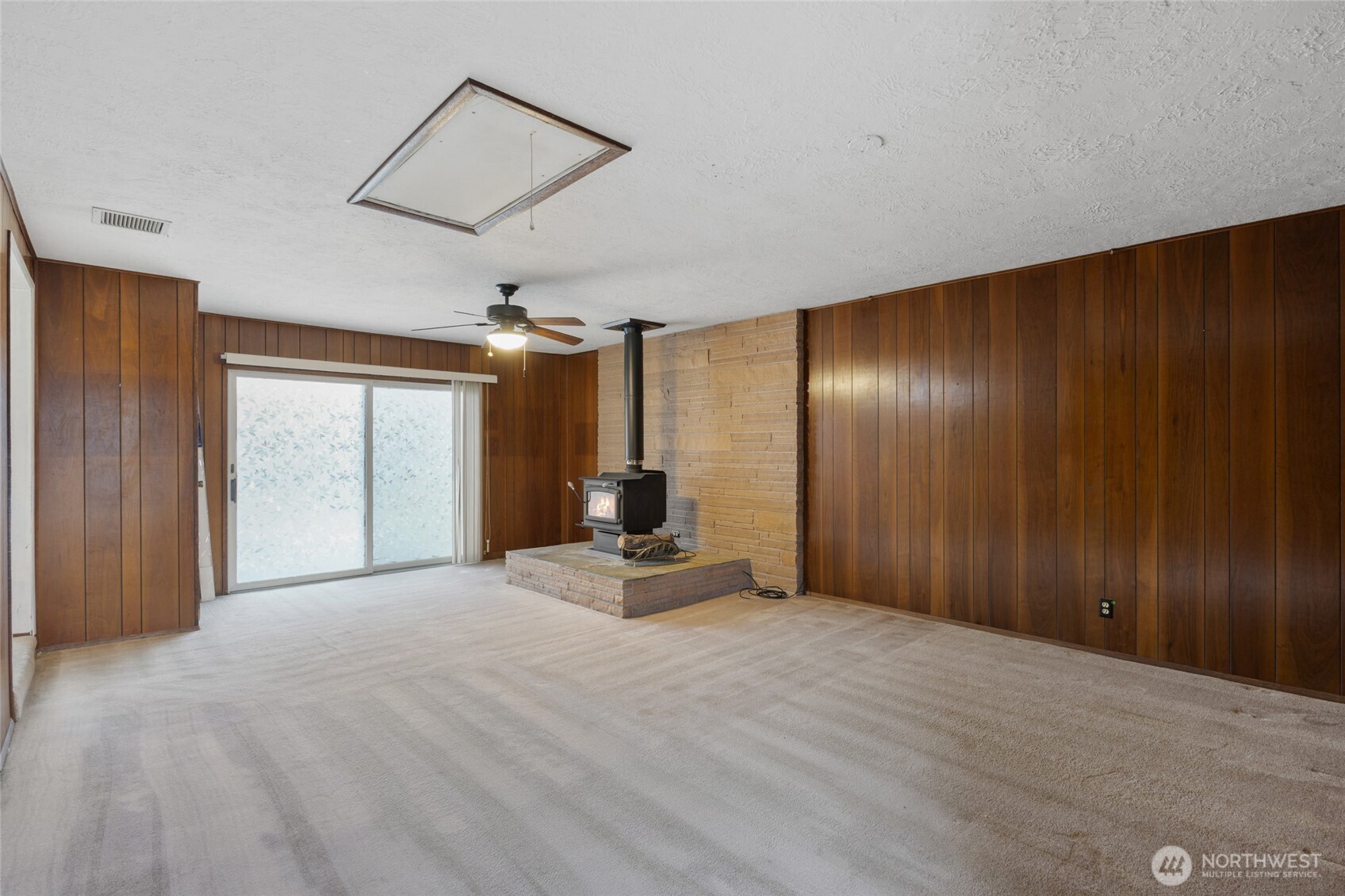 603 N Crestview Drive Property Photo 19