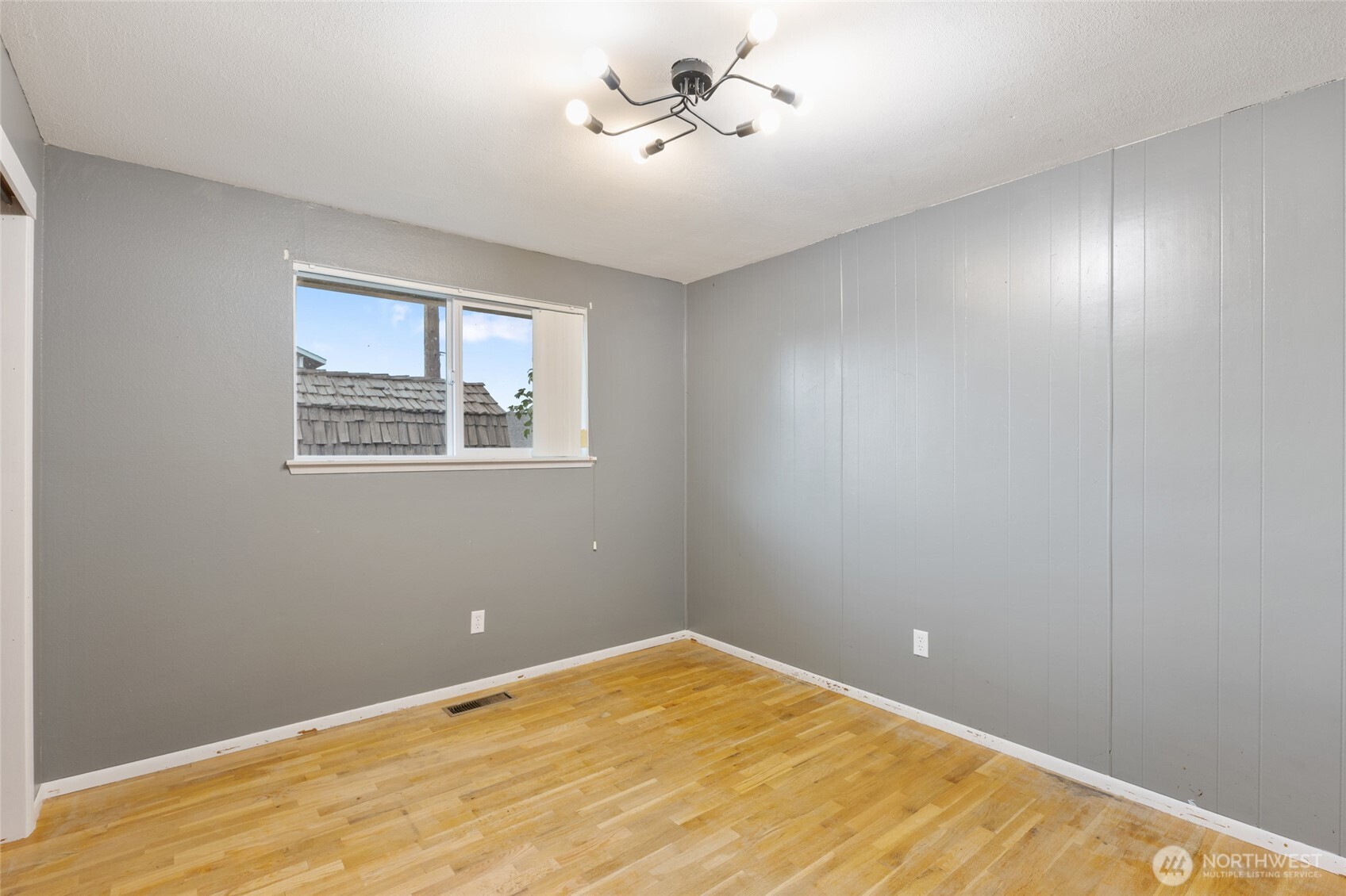 603 N Crestview Drive Property Photo 29