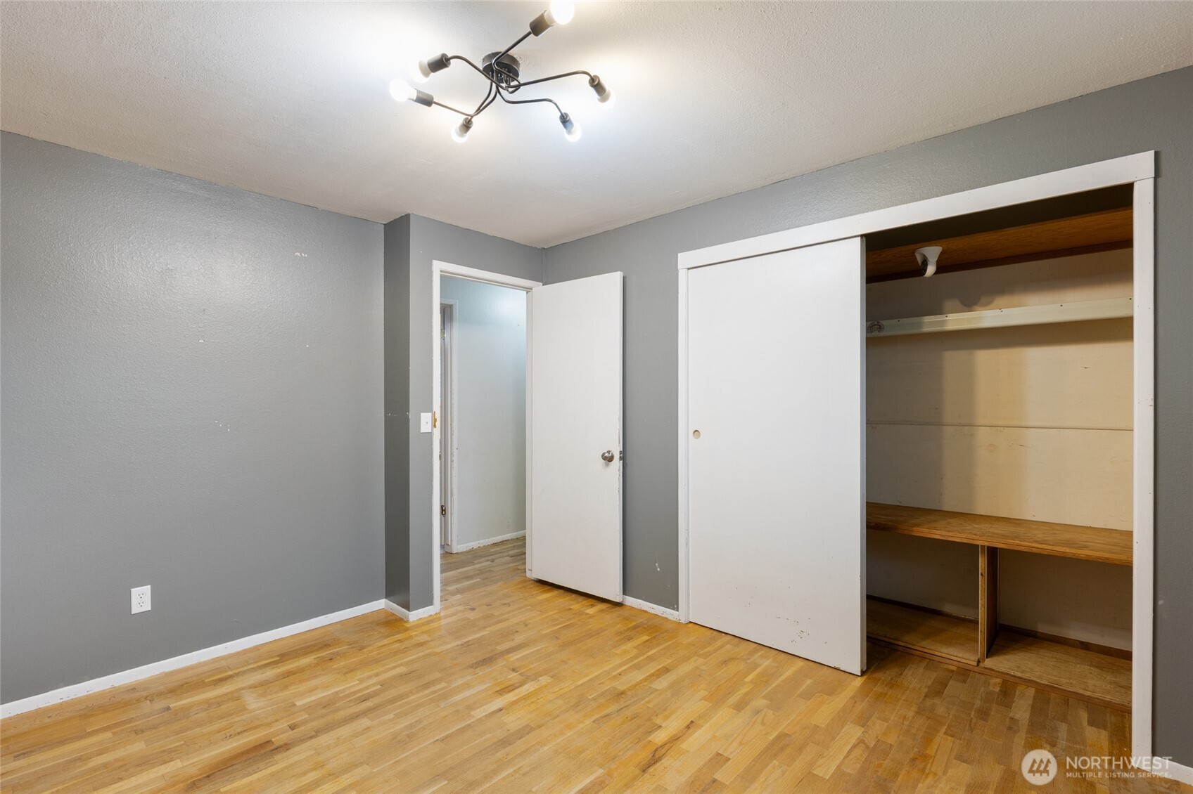 603 N Crestview Drive Property Photo 30