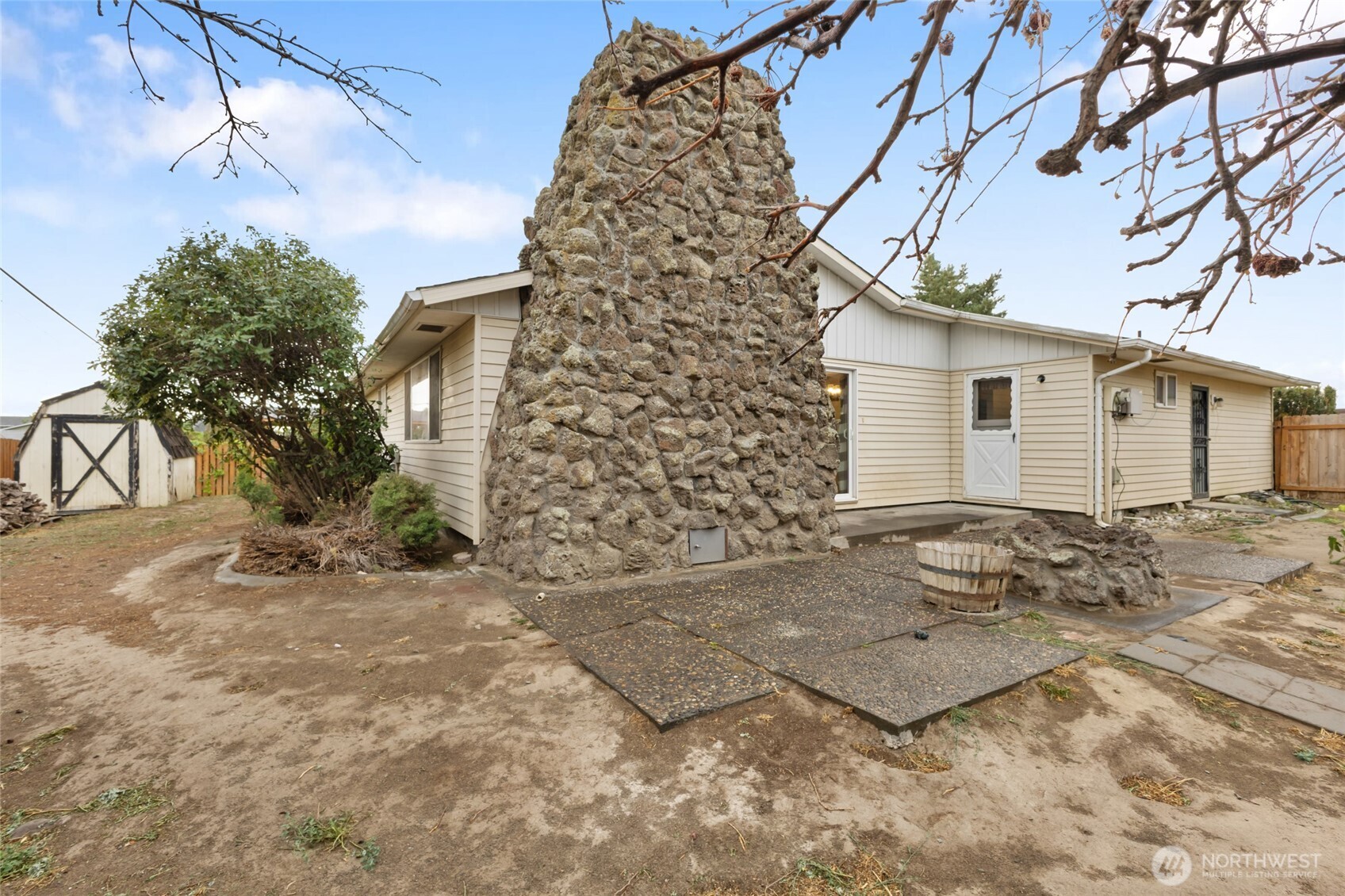 603 N Crestview Drive Property Photo 32