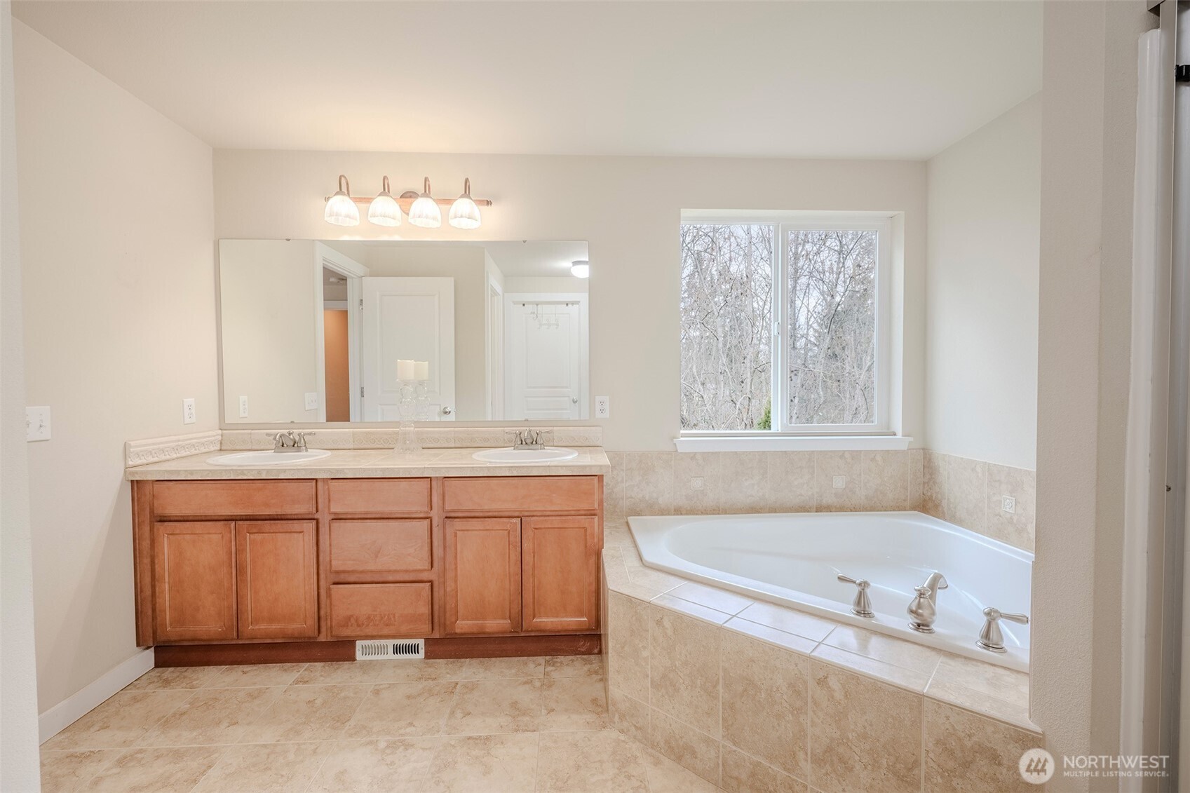 12707 12th Dr Se Property Photo 32