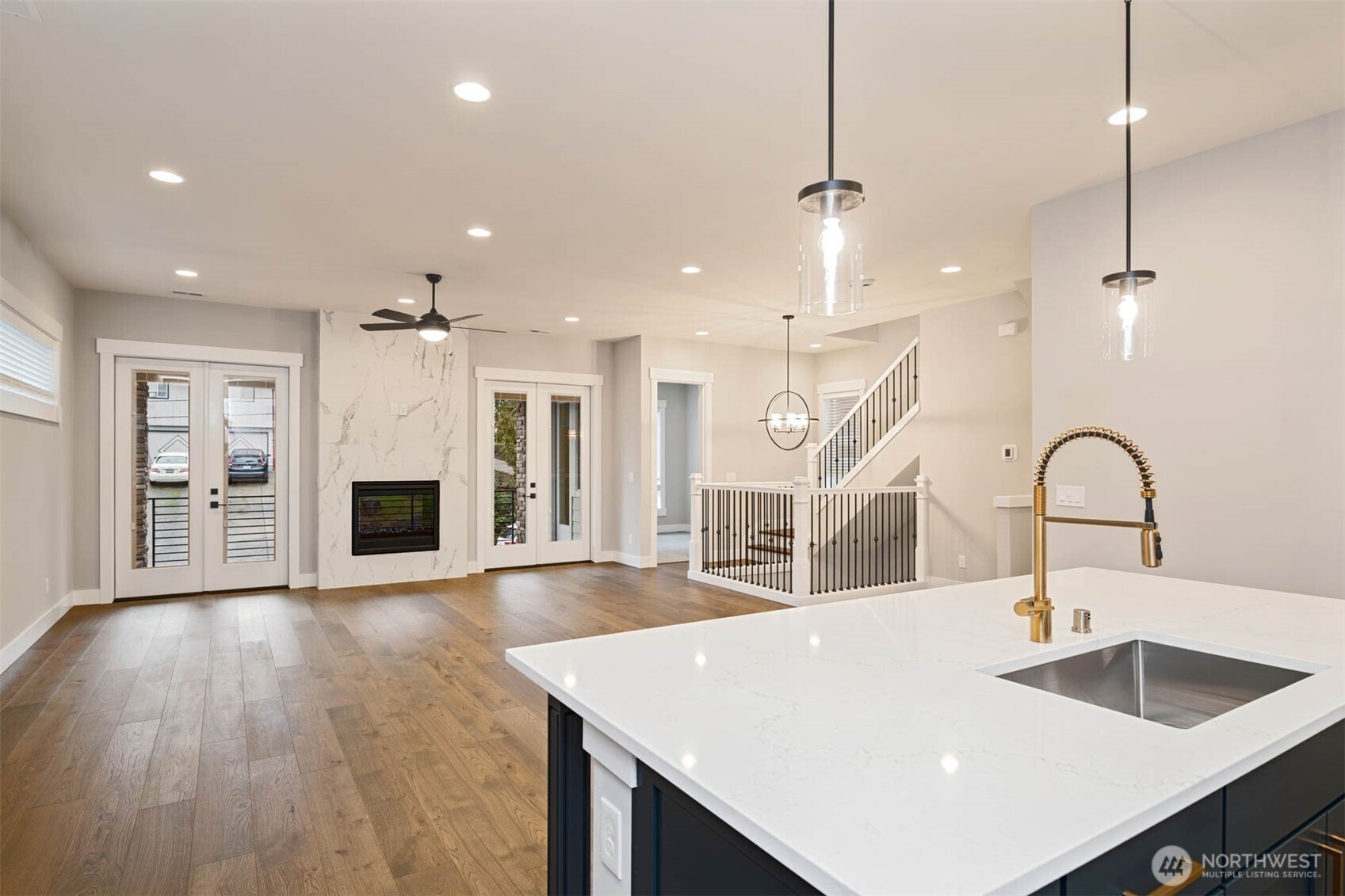 13030 75th Place Property Photo 3