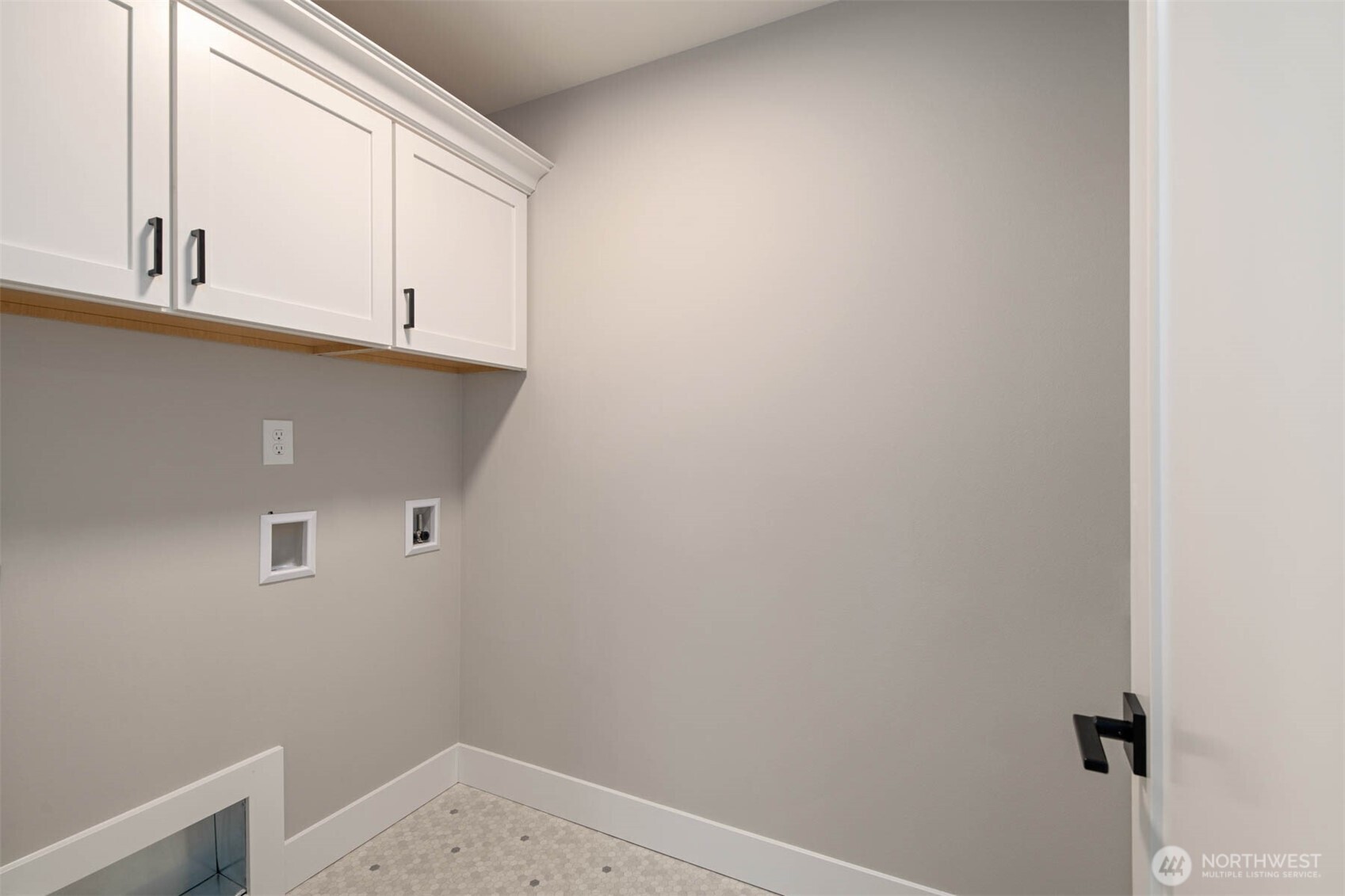 13030 75th Place Property Photo 6