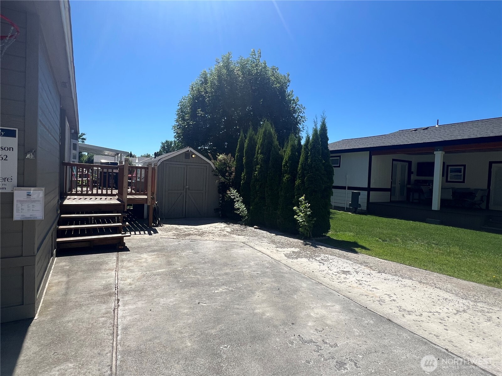 8818 Crescent Bar Road 130 Property Photo 17