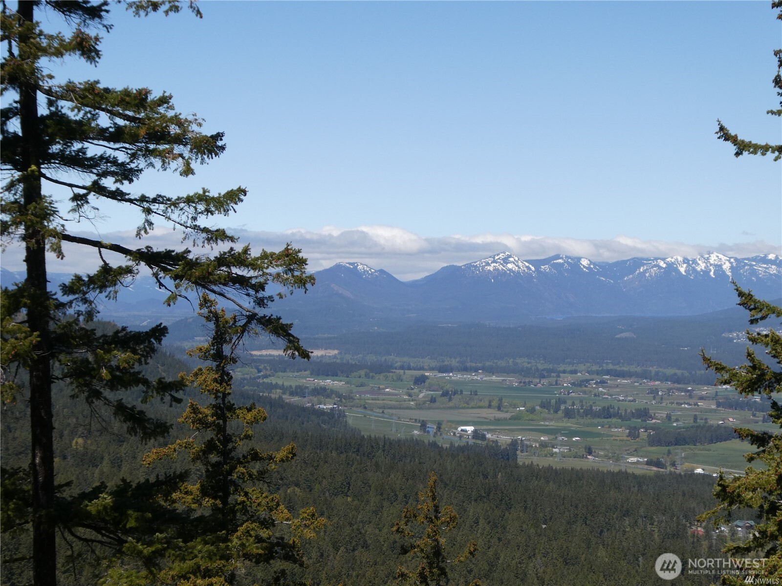 831 Horse Heaven Road Property Photo 2