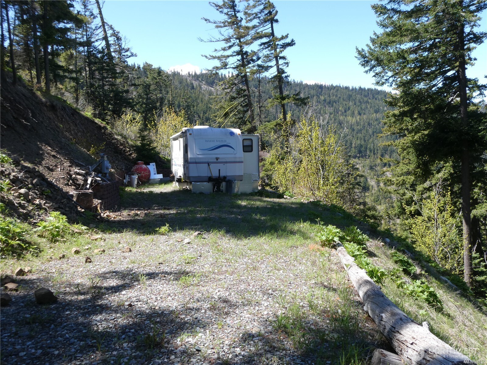831 Horse Heaven Road Property Photo 11