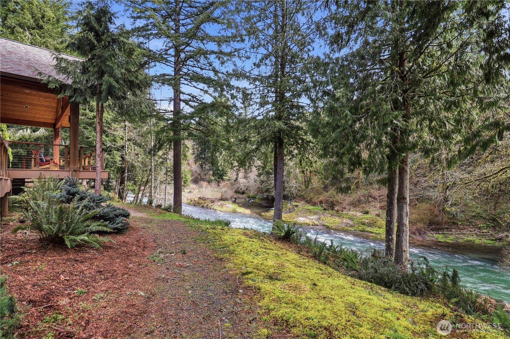 125 Royal Coachman Lane Property Photo 8