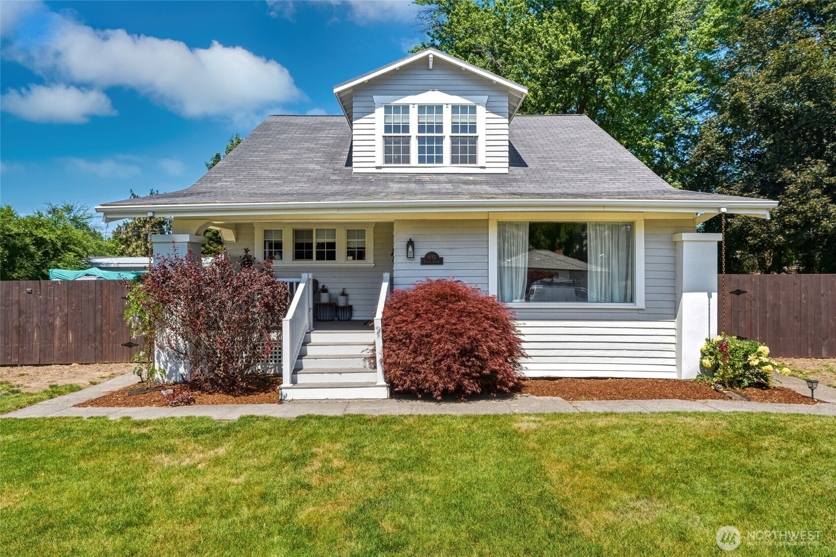 1433 Grant Street Property Photo 1