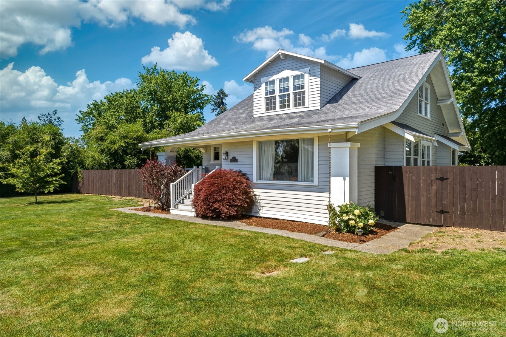 1433 Grant Street Property Photo 1