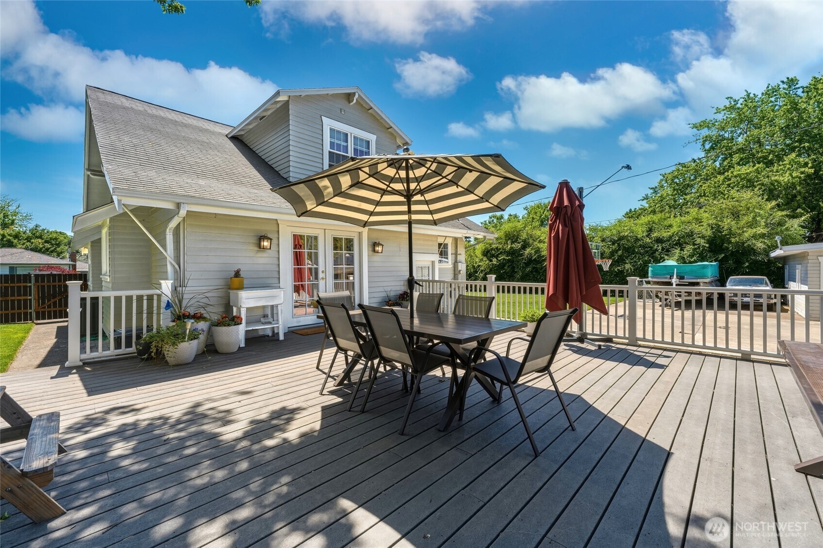 1433 Grant Street Property Photo 8