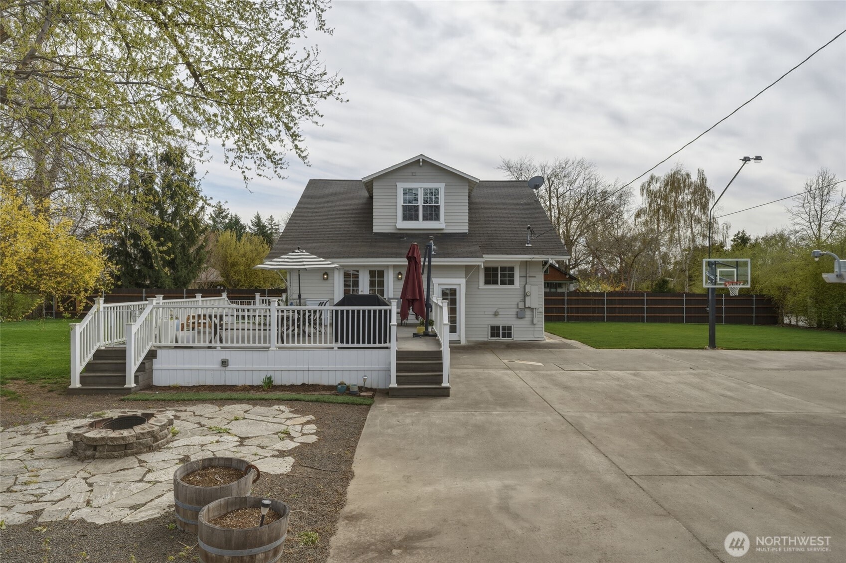1433 Grant Street Property Photo 34