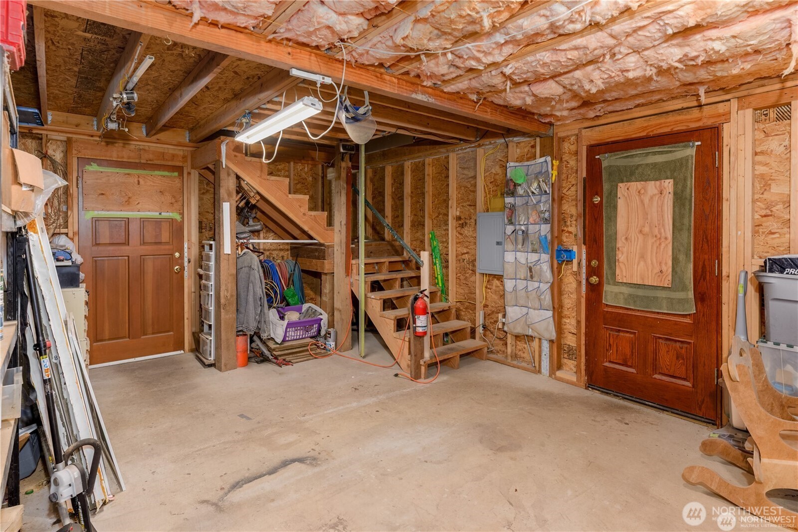 17 Thompson Point Road Property Photo 7
