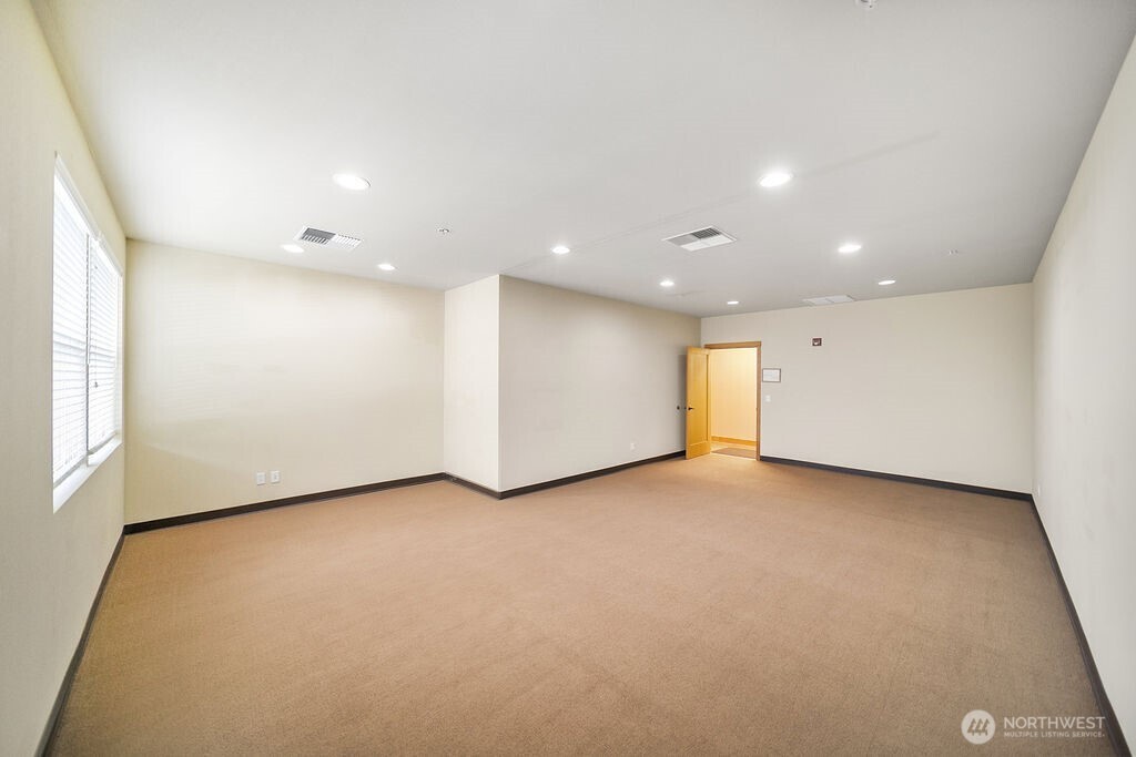 1922 Pottery Avenue Property Photo 18
