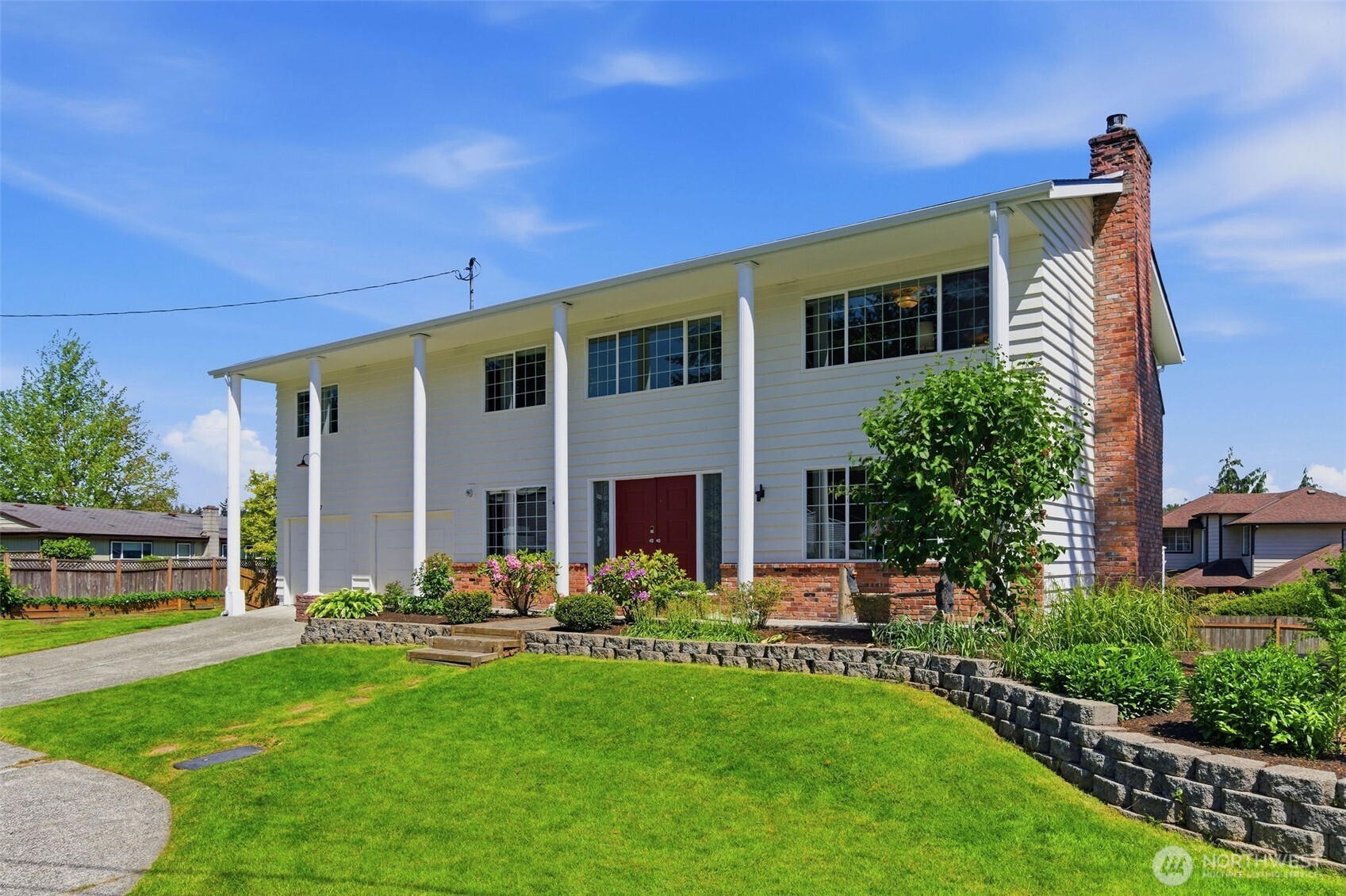 20707 31st Place Property Photo 1