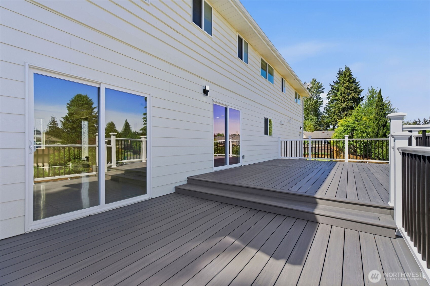 20707 31st Place Property Photo 11
