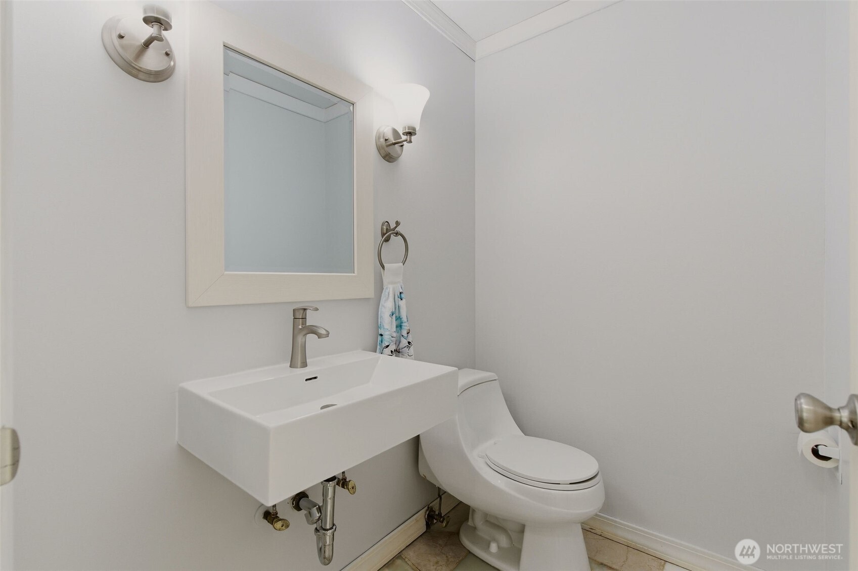 20707 31st Place Property Photo 12