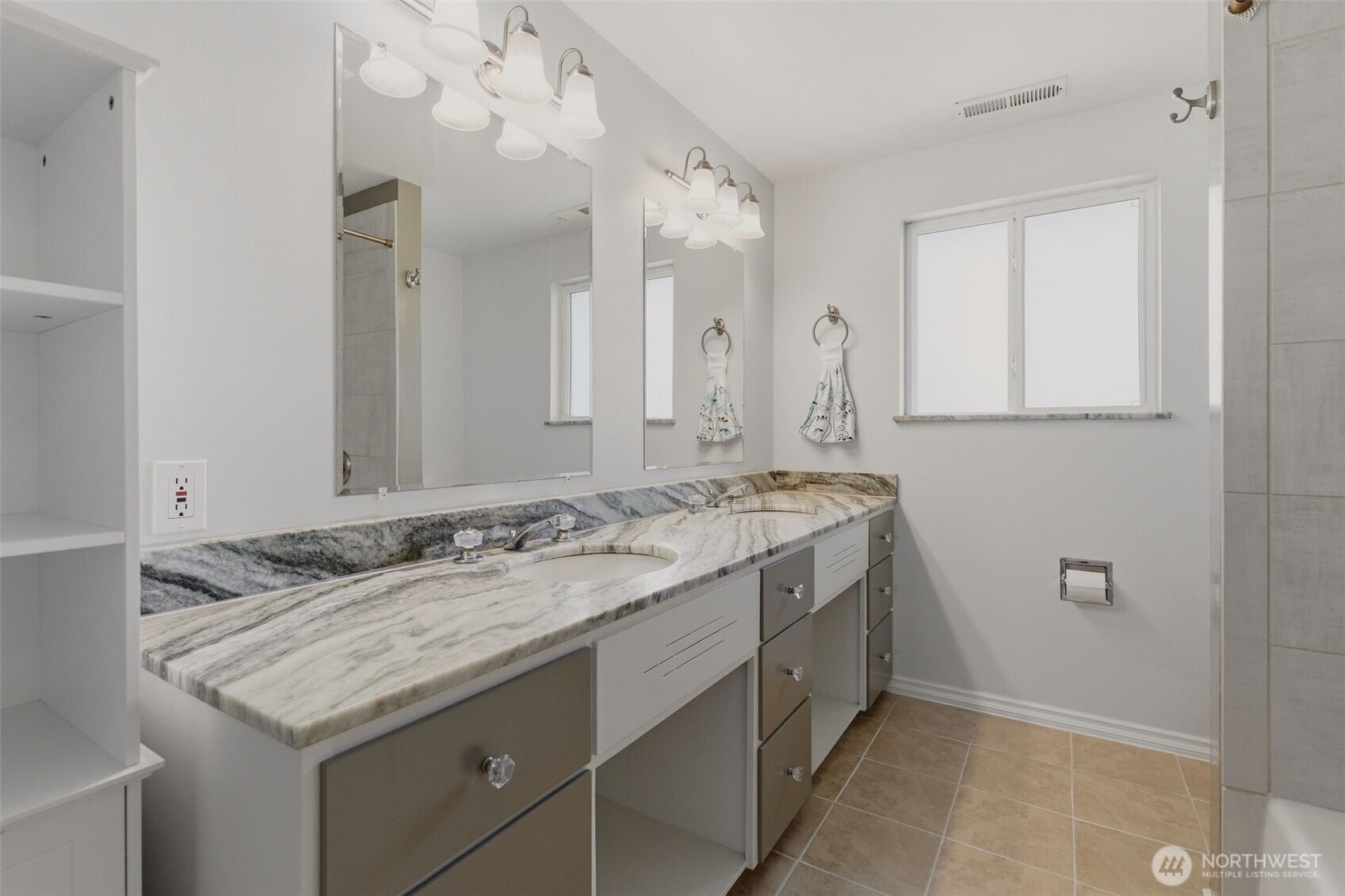 20707 31st Place Property Photo 23