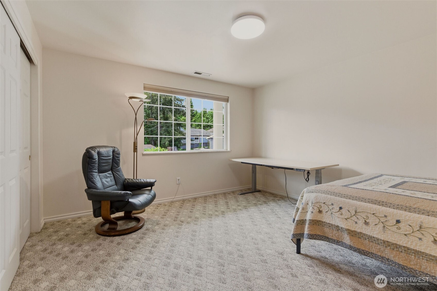 20707 31st Place Property Photo 27